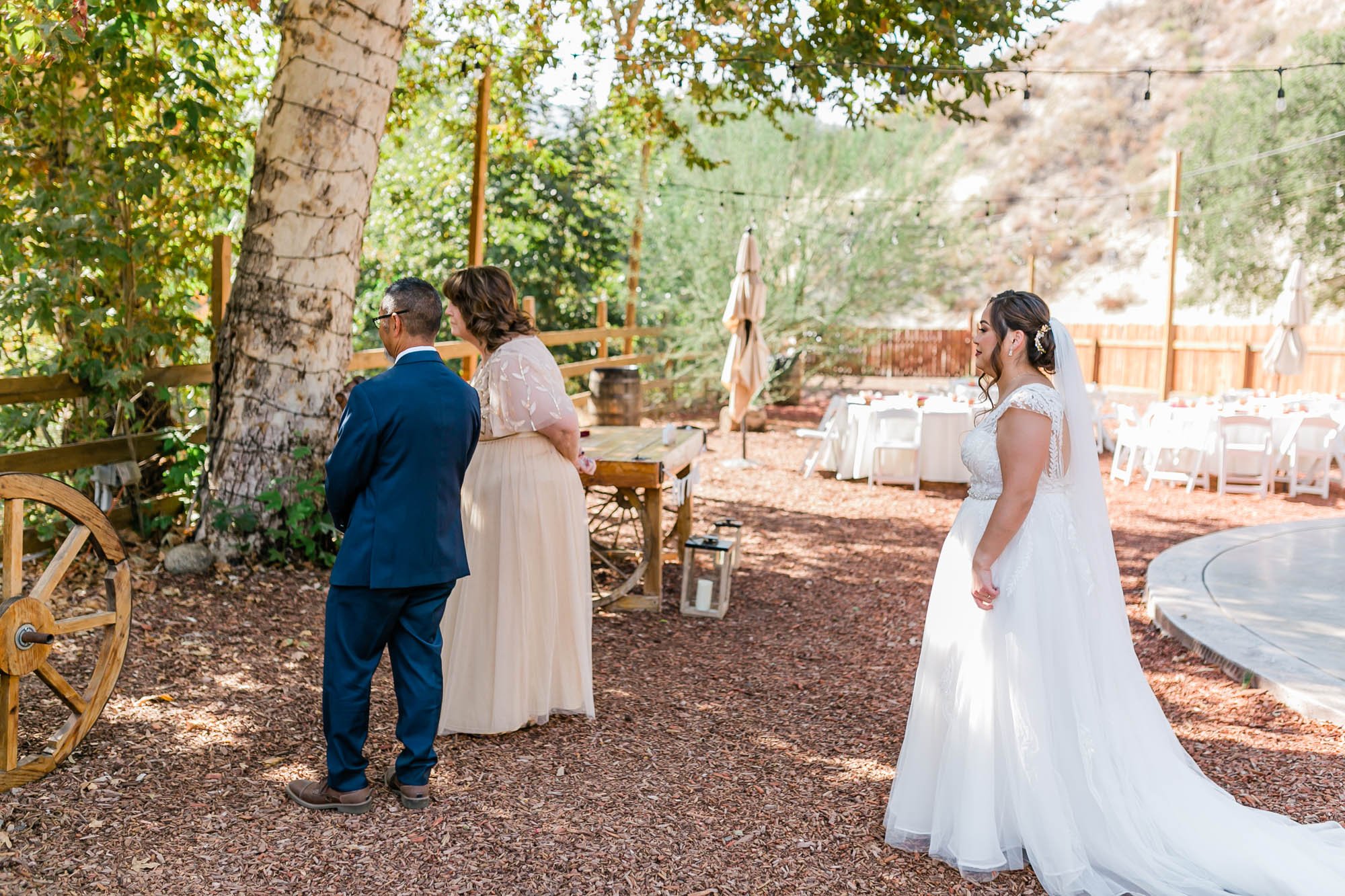 parent first look with bride at reptacular ranch wedding venue