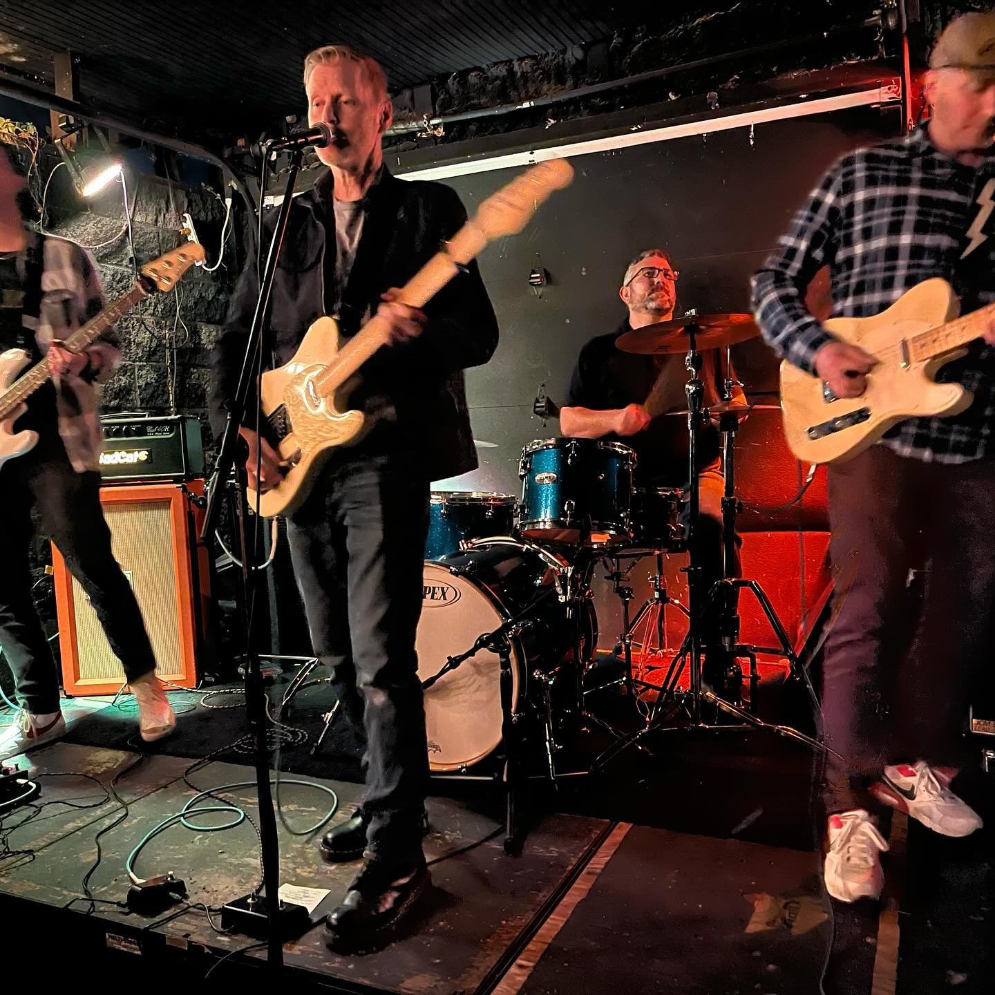 Thanks for hanging with us last night at @wrongside812 !!!

@suddenguts , @starguidedvessel , and @hirt_the_band , you guys rocked! 

Until next time ⚔️⚡️