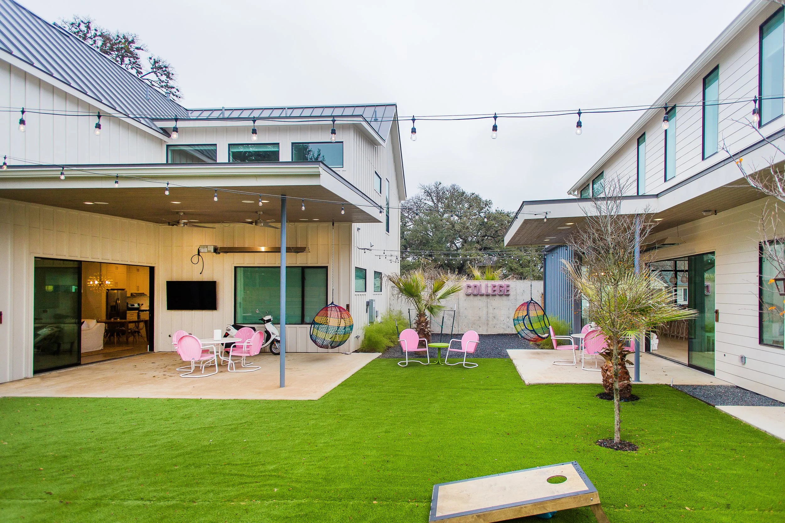 04 - Backyard.jpg