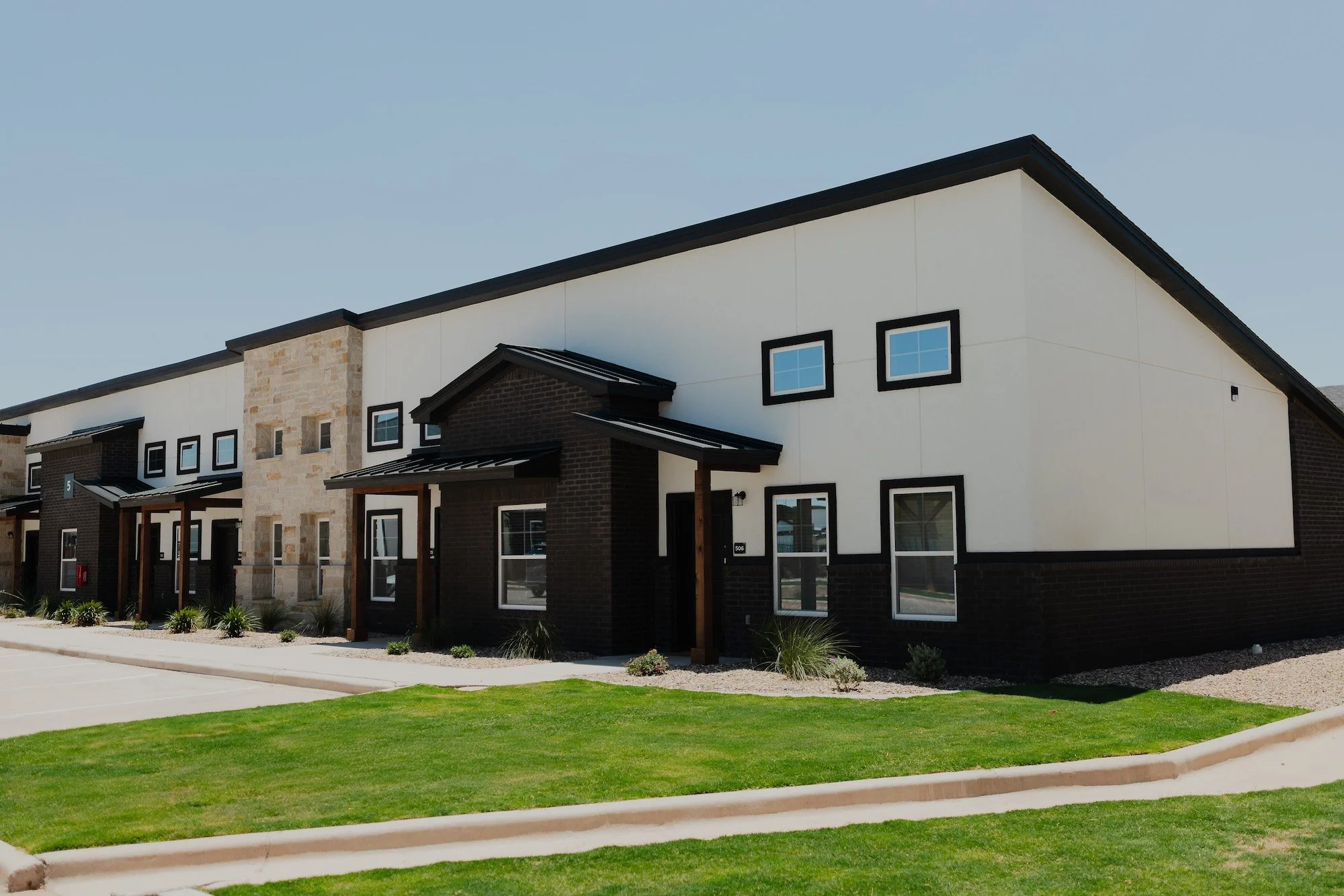Angled Perspective Unit Bldg.jpg