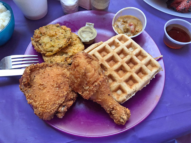 crunchyfriedchickenwaffles800x600-3.jpg