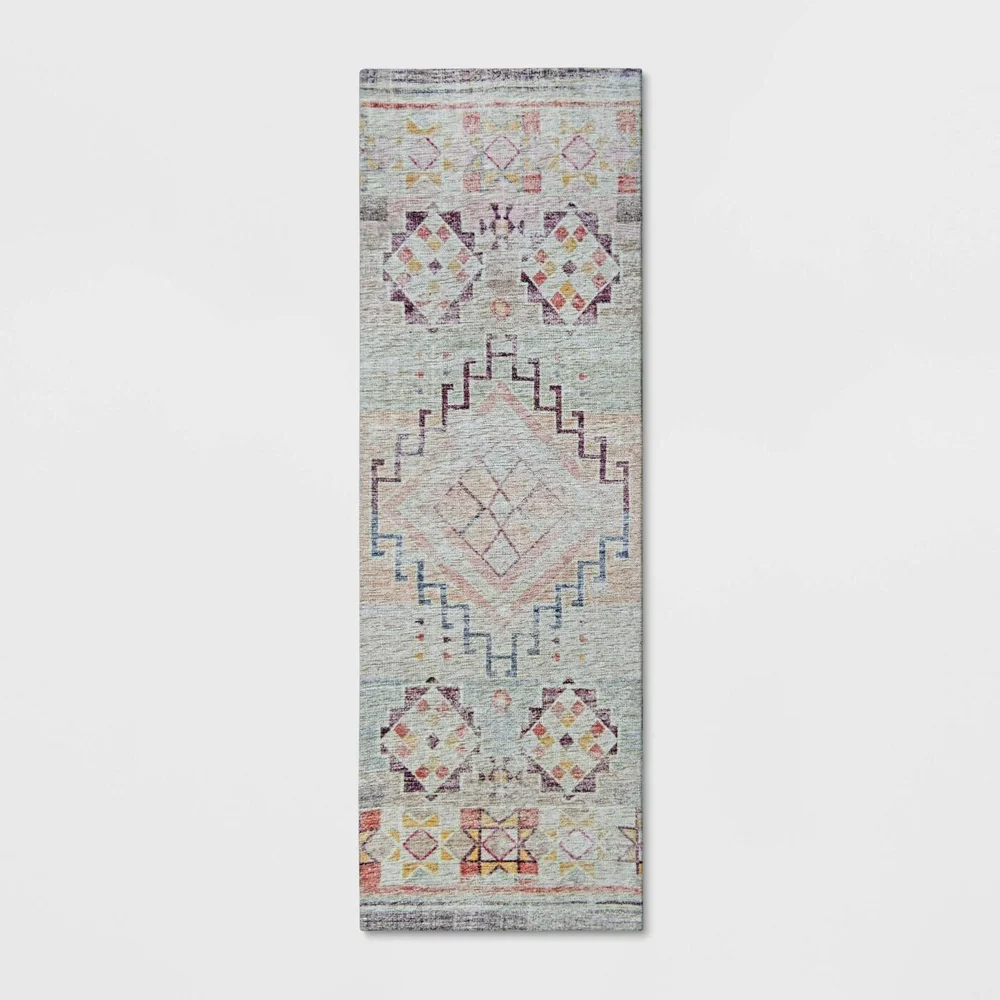 Bromelia Distressed Geo Persian Runner