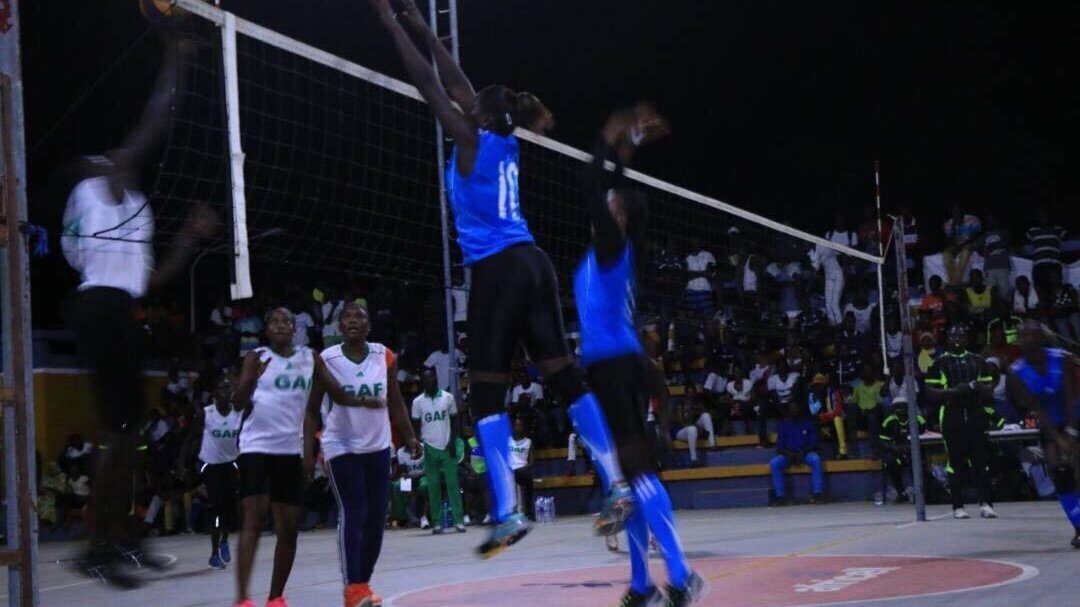 Sai+Tambadou+blocking+a+spike+against+GAF+durig+saturday%27s+final+.jpg