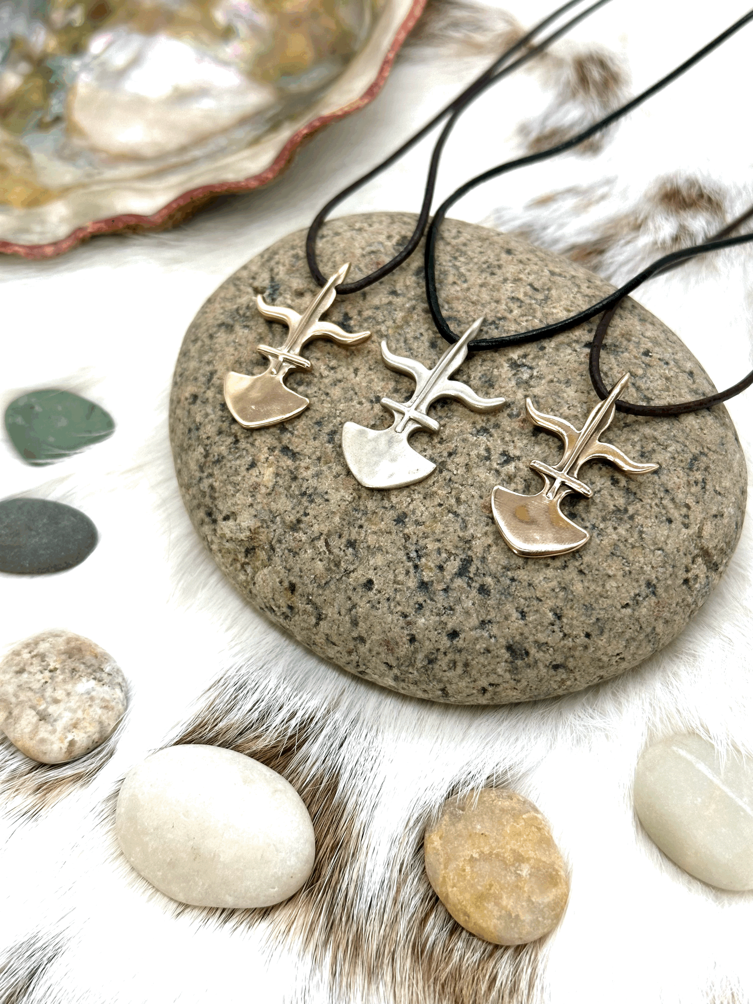 The Gaia Knife Pendant III