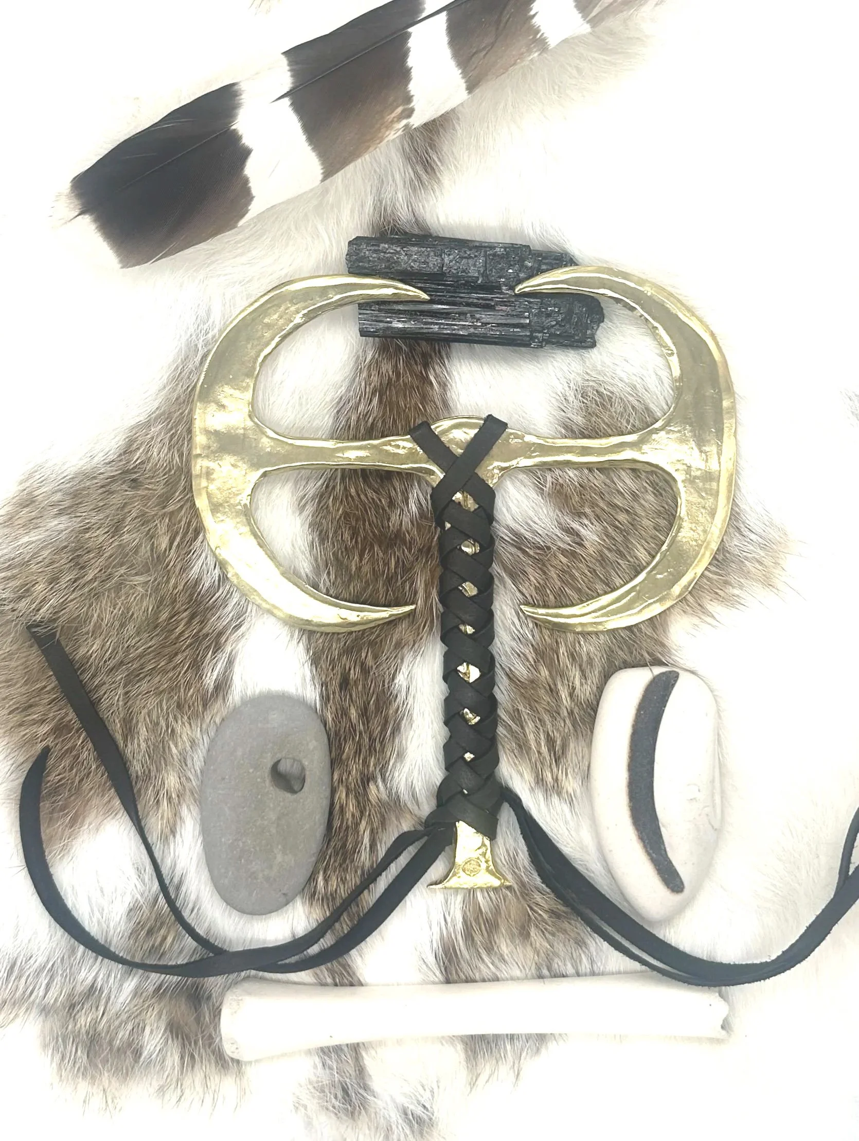 The Hekate Labrys Bound