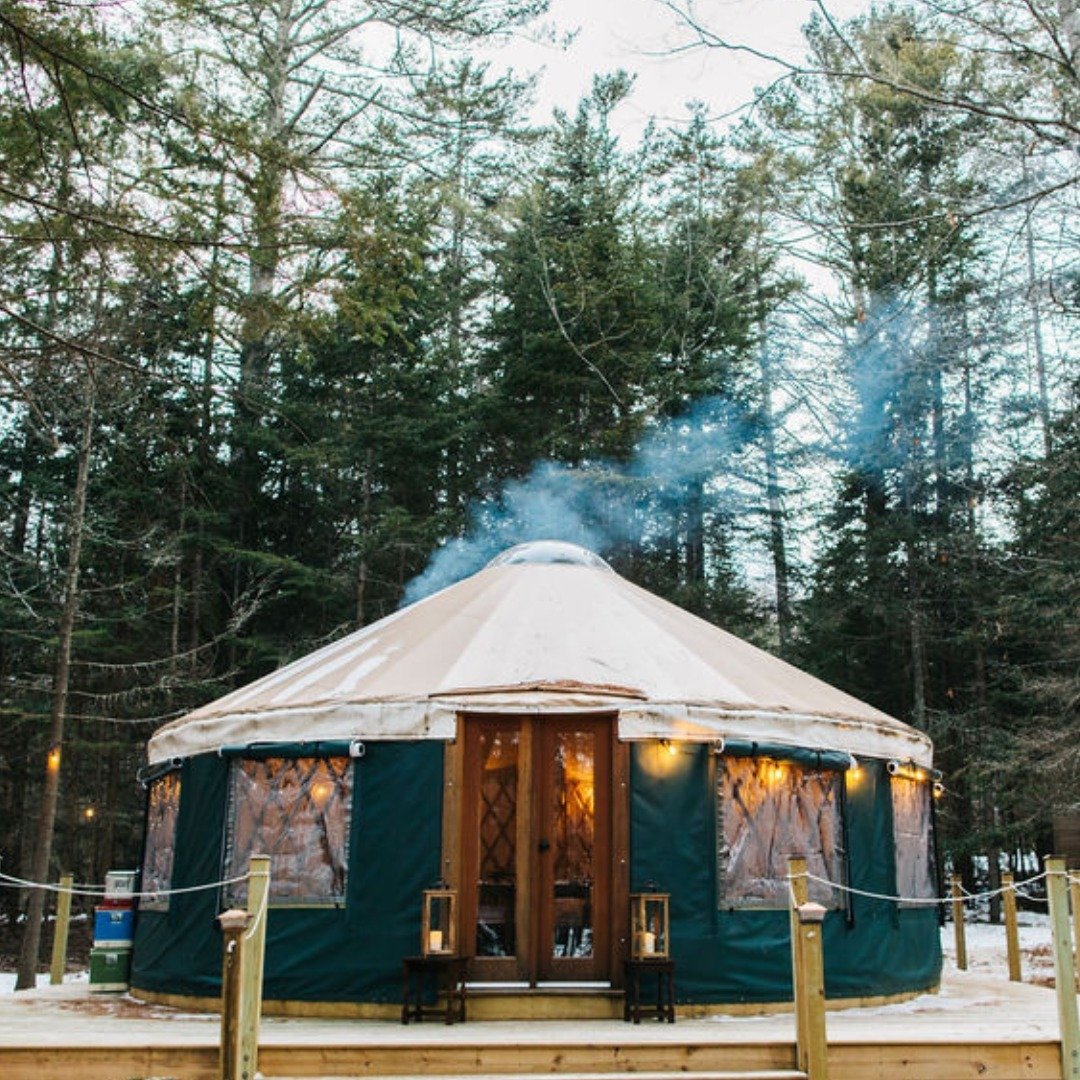 🌲 Dreamy moments on the farm&hellip; the crisp air of a late fall evening, the faint smell of a fire drifting through the pines, and a quiet stillness that settles all around. Cozy season is here, and it&rsquo;s pure magic. ✨