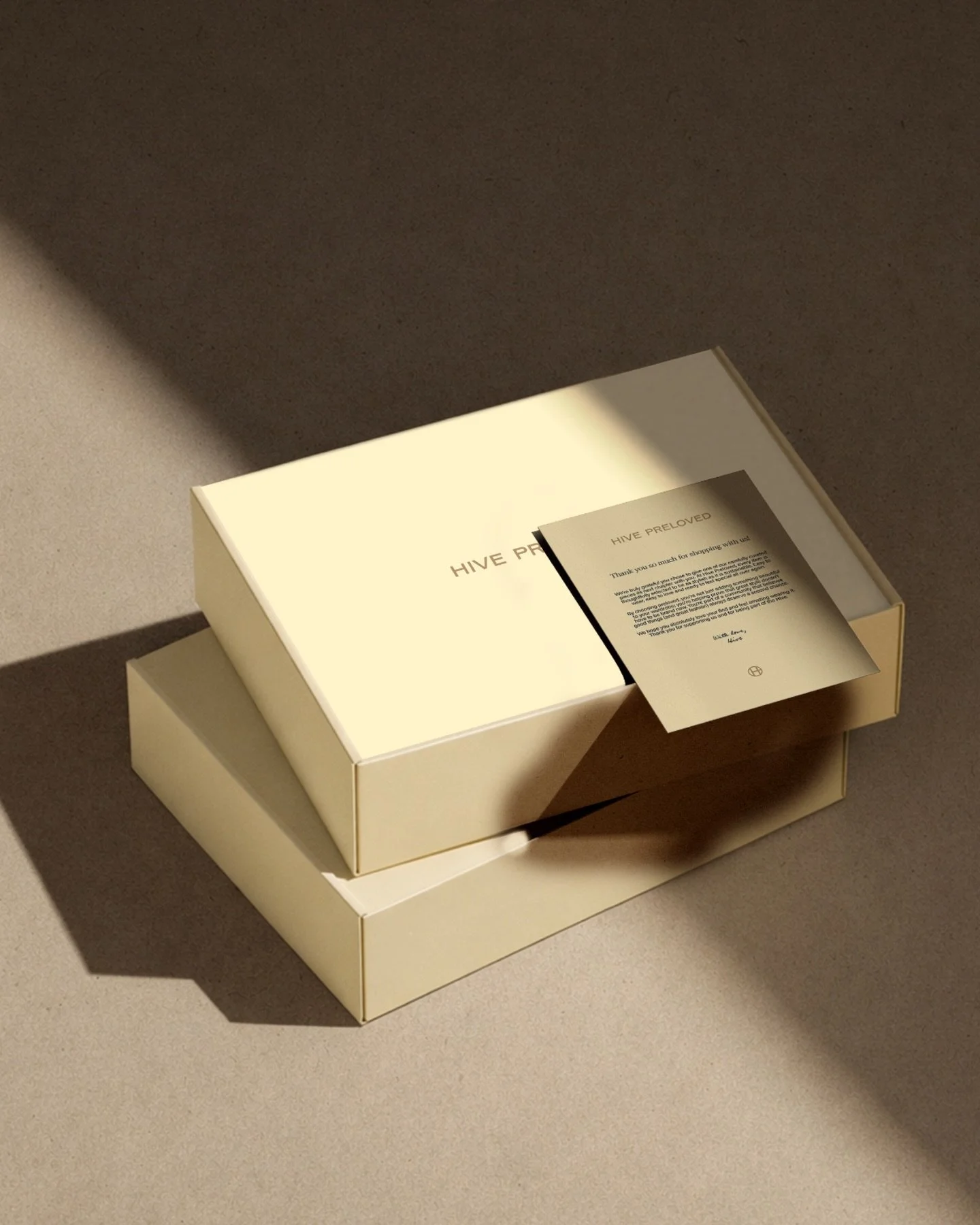 2/3

With the strategy in place, we moved into shaping Hive Preloved&rsquo;s visual identity.

The goal was to create a brand that felt confident and contemporary, balancing luxury with approachability.

Clean typography, a minimal yet fresh colour p