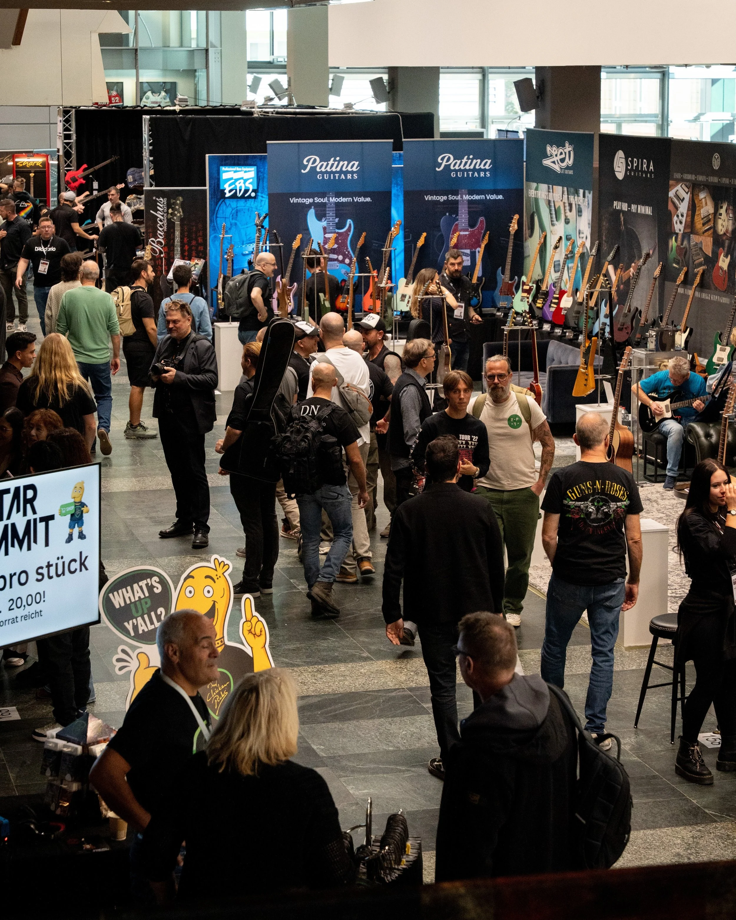 First day of @guitarsummit has been concluded. Through the chaos of such a big event we managed to meet some great people, catch up with dear old friends and also make new ones.

It's lovely to see enthusiasm around our upcoming tape delay Cassetta t