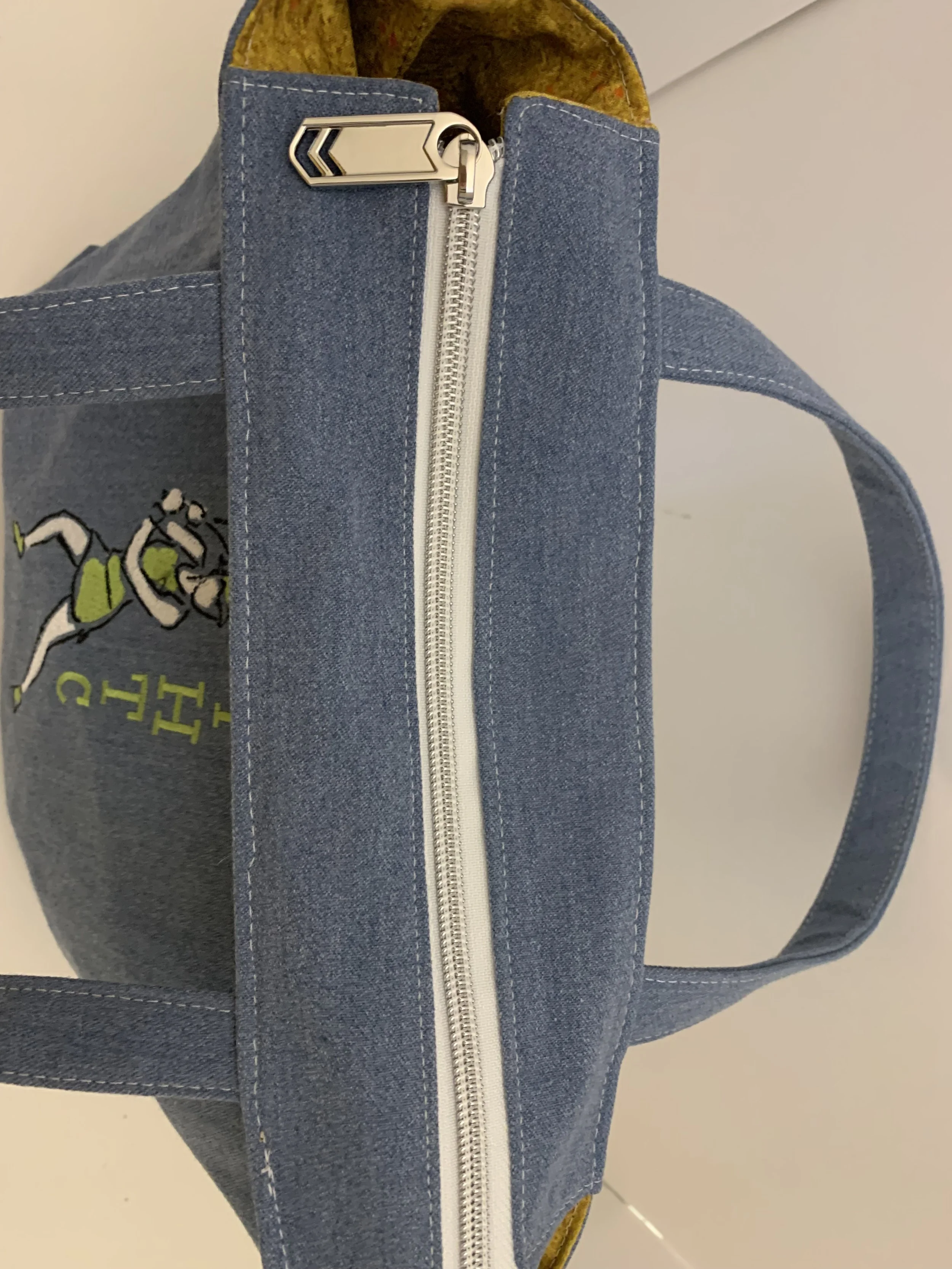 Lt_Denim_IHTC_Top.JPG