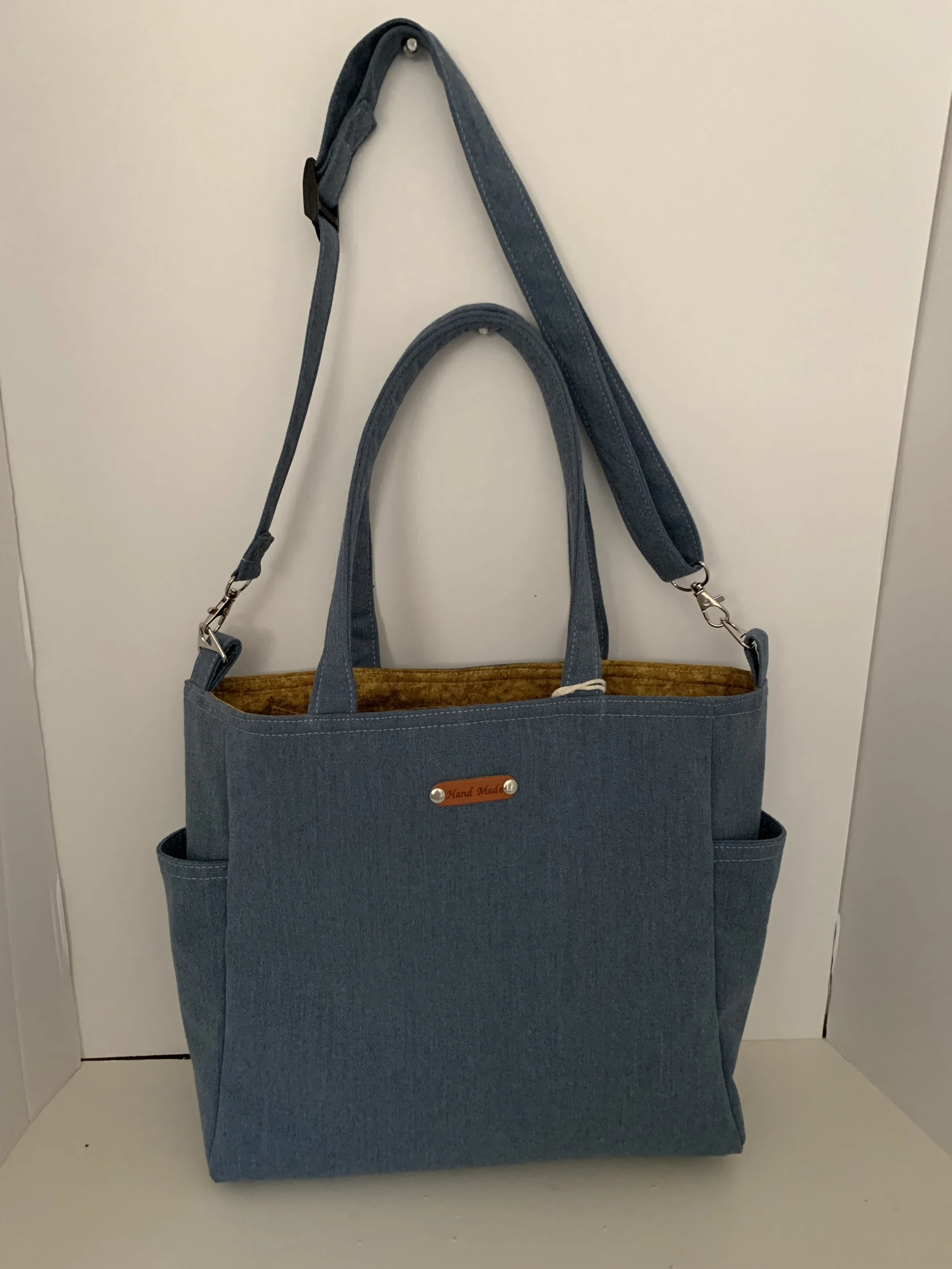 Lt_Denim_Tote_Side_Pockets_Full.JPG