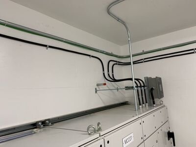 04.06. COIb9dpRrJ7X32Q8.400.jpg