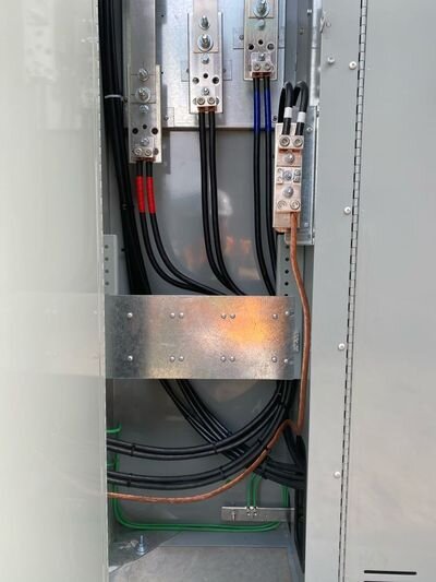 04.04. UdWTIxOCpO2ejwiK.400.jpg