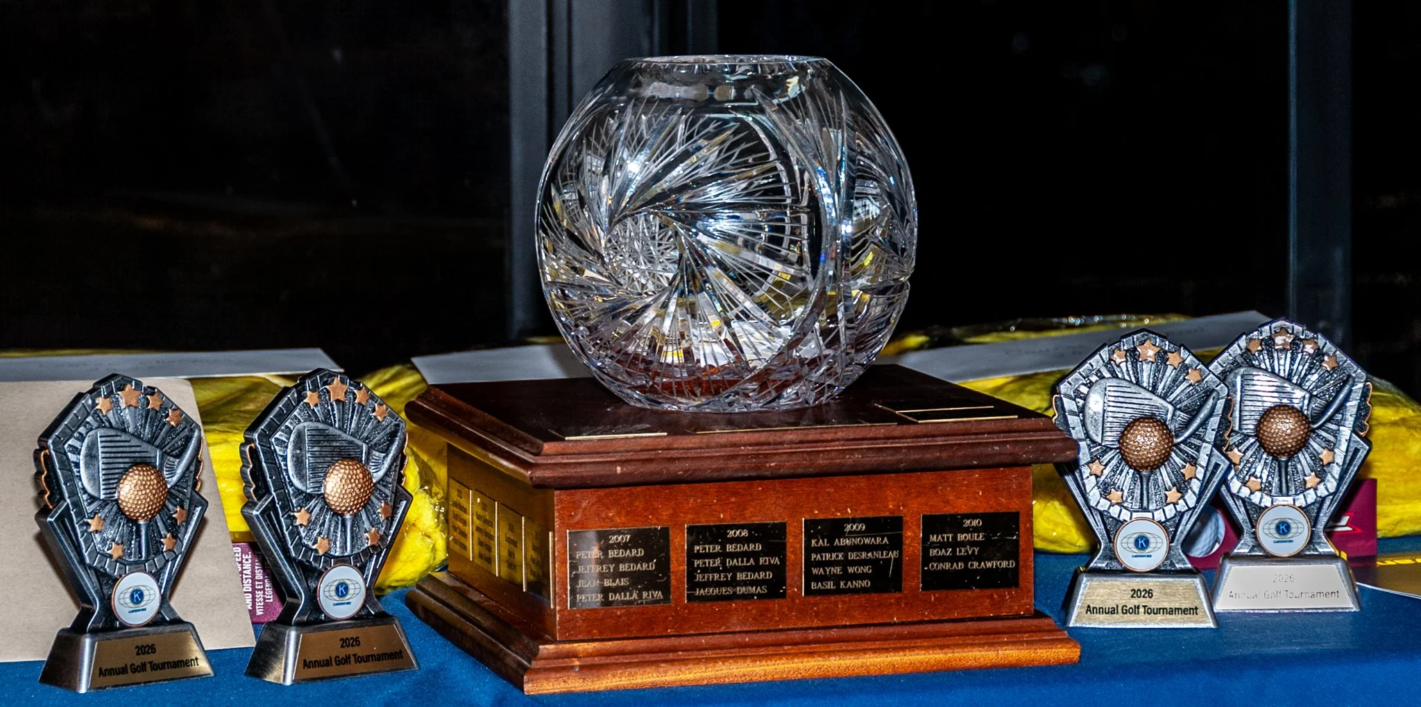 09- Awards atable.jpg