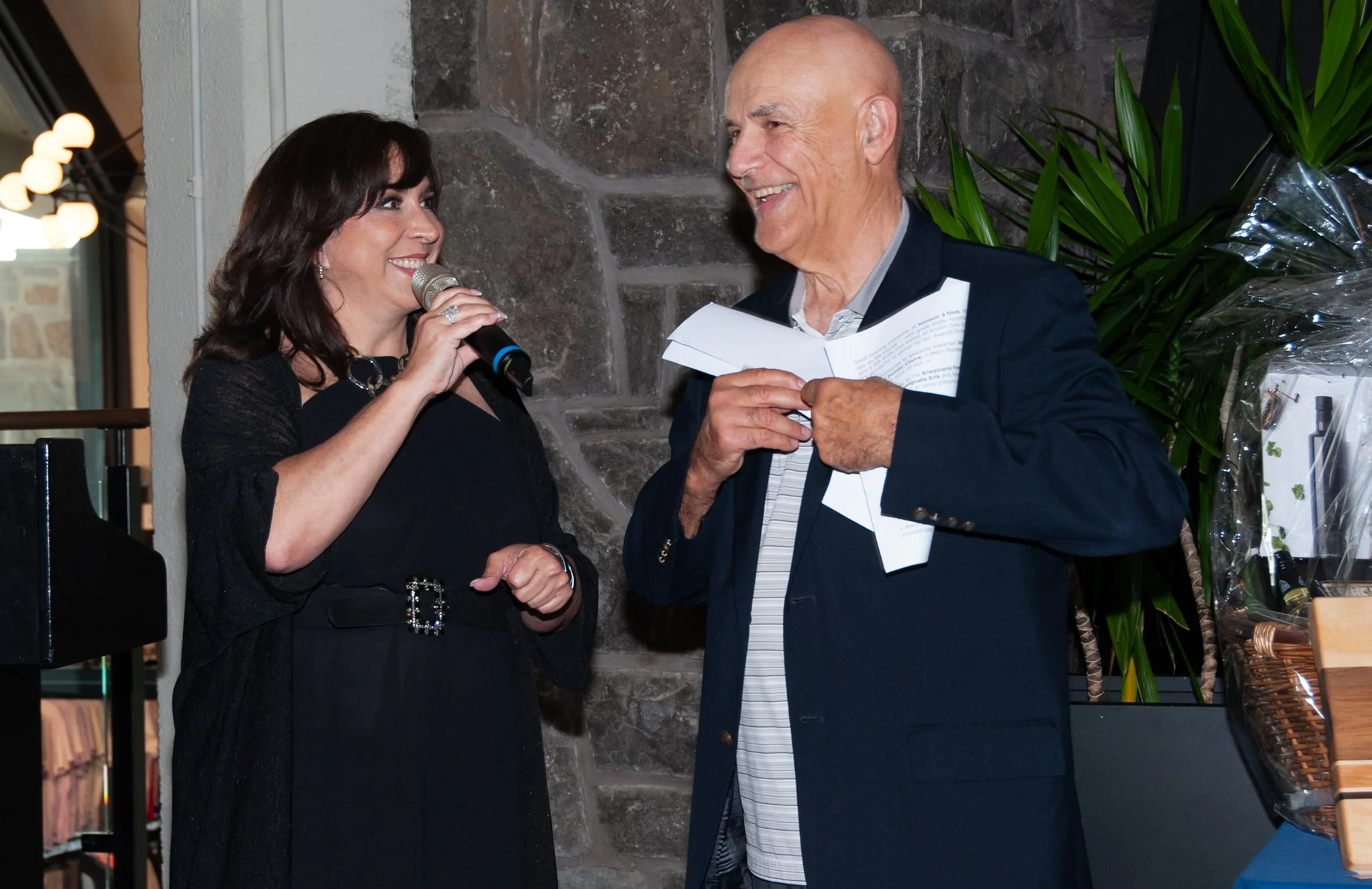 07-1- evening Emcee Lynn and President at the mic 2.jpg