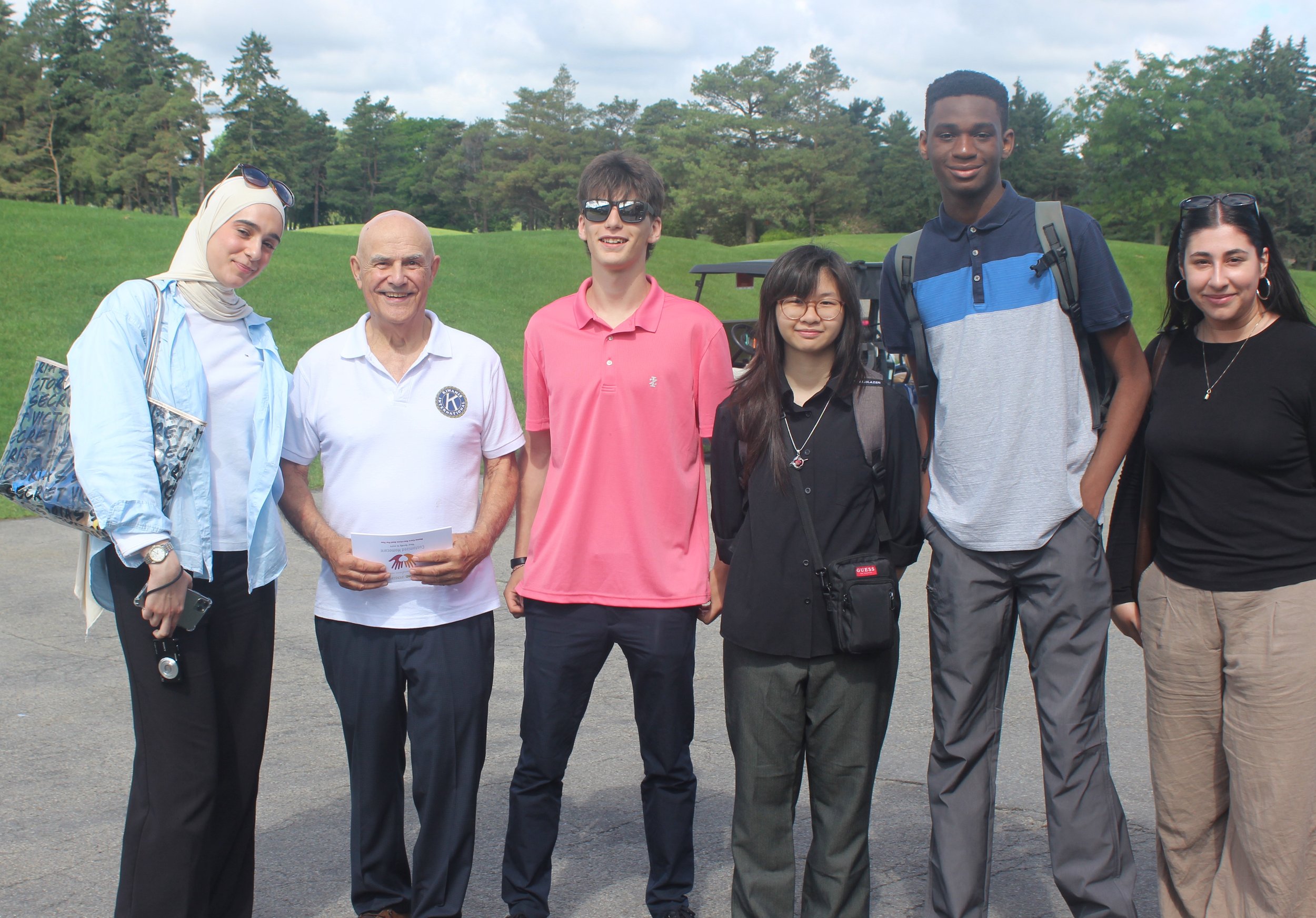01-1c- volunteers Andy with volunteers.JPG