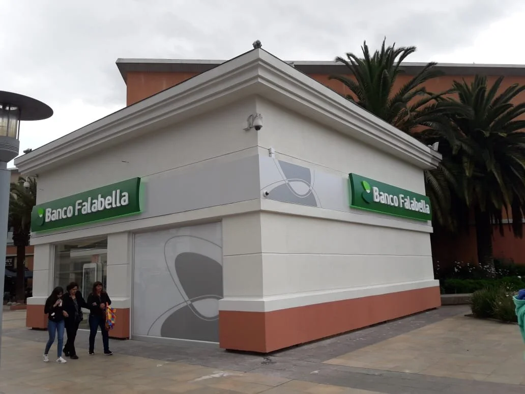 Letrero Banco Falabella Arauco Maipú