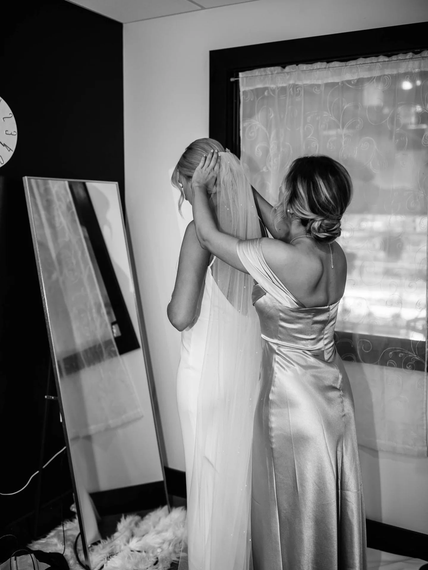 &ldquo;And where do I get ready?&rdquo;

We have the coziest most aesthetic little suite for our brides and their gals! 

🥂🥂🥂