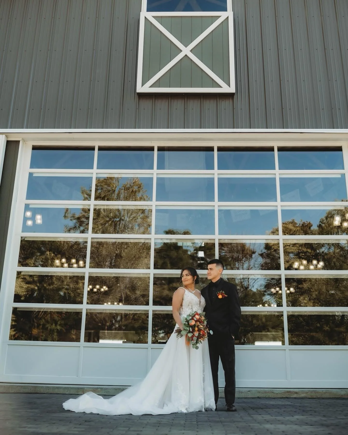 What was/is your first dance song? 🤍🎶

⬇️⬇️⬇️