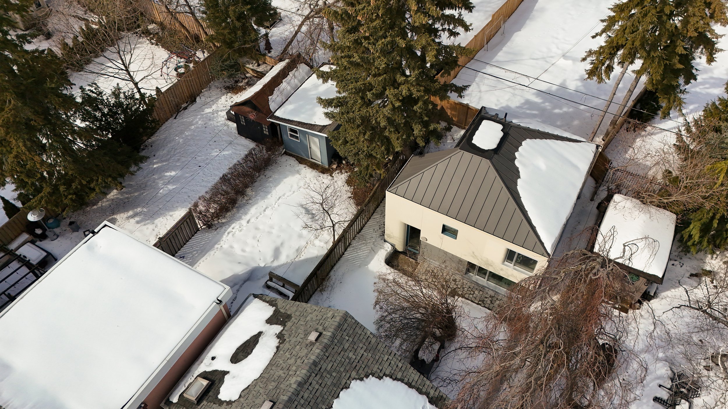 92 Belsize Dr_3.jpg