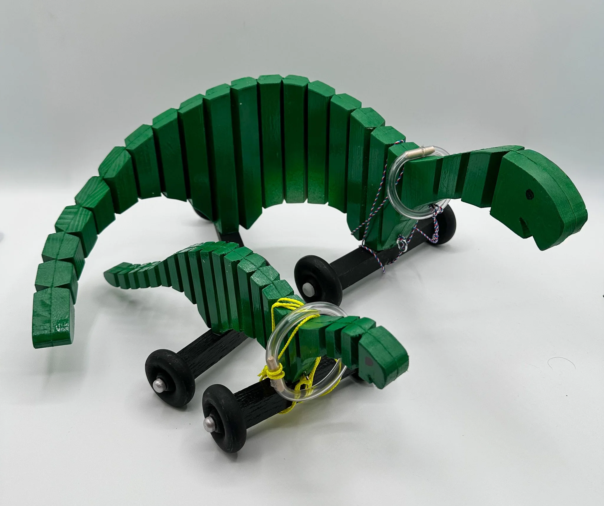 202511_WT1_RichMialki_Dino Toys.jpg