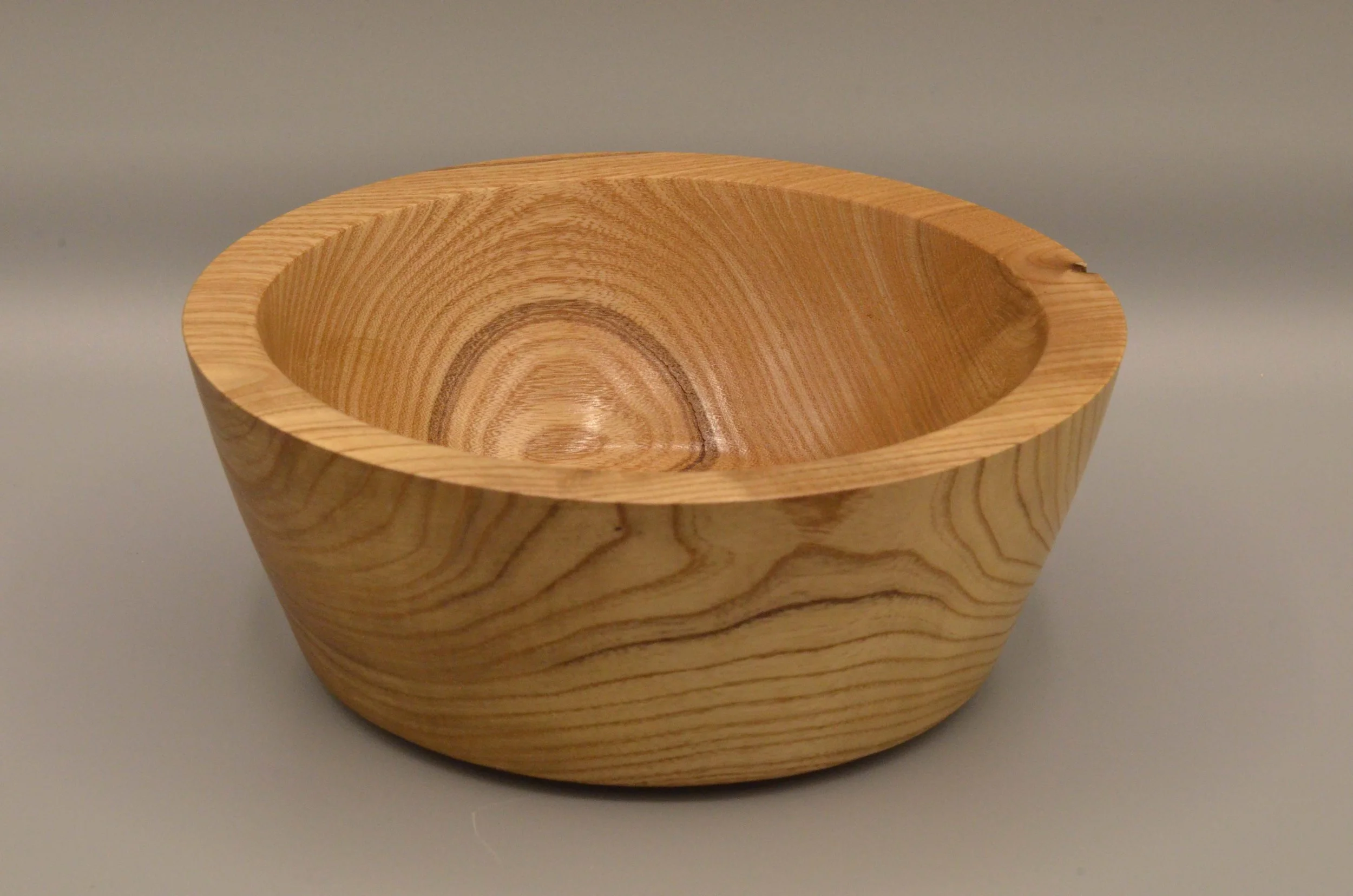 202504_WT2_RustyEllis_bowl.jpg