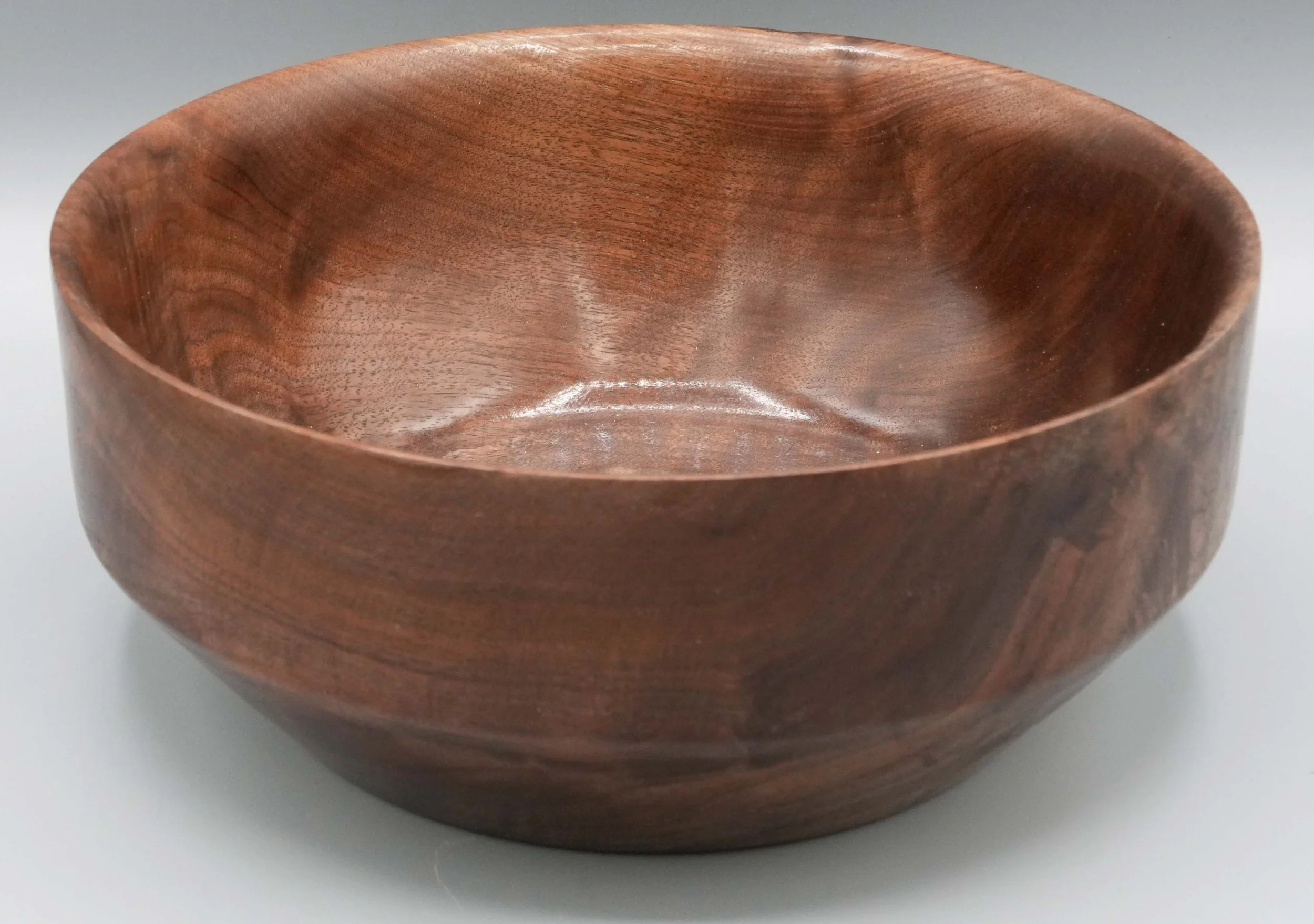 202605_WT2_GaryJones_WalnutBowl.jpg