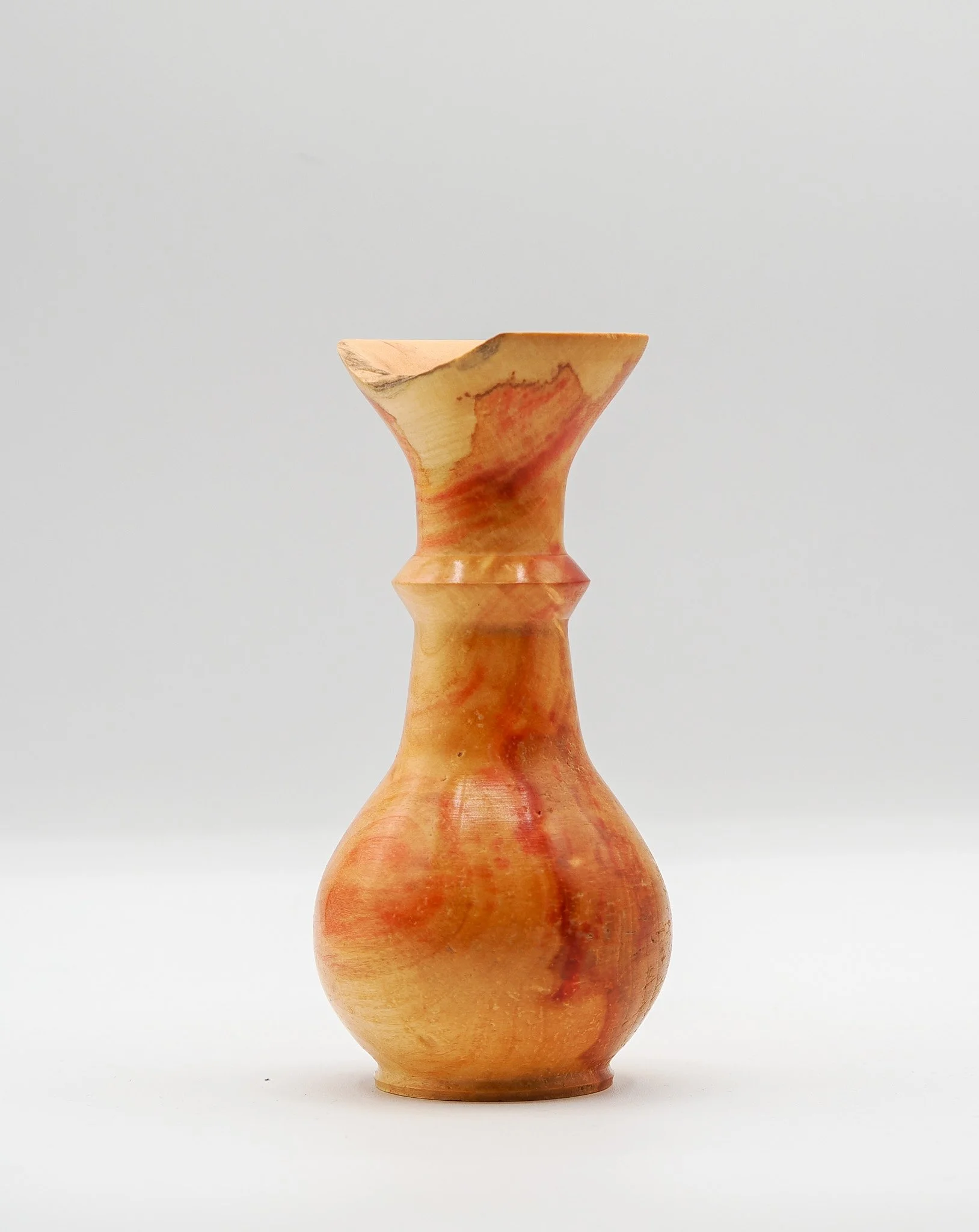 202512_WT1_BobStaelens_Dry Vase.jpg