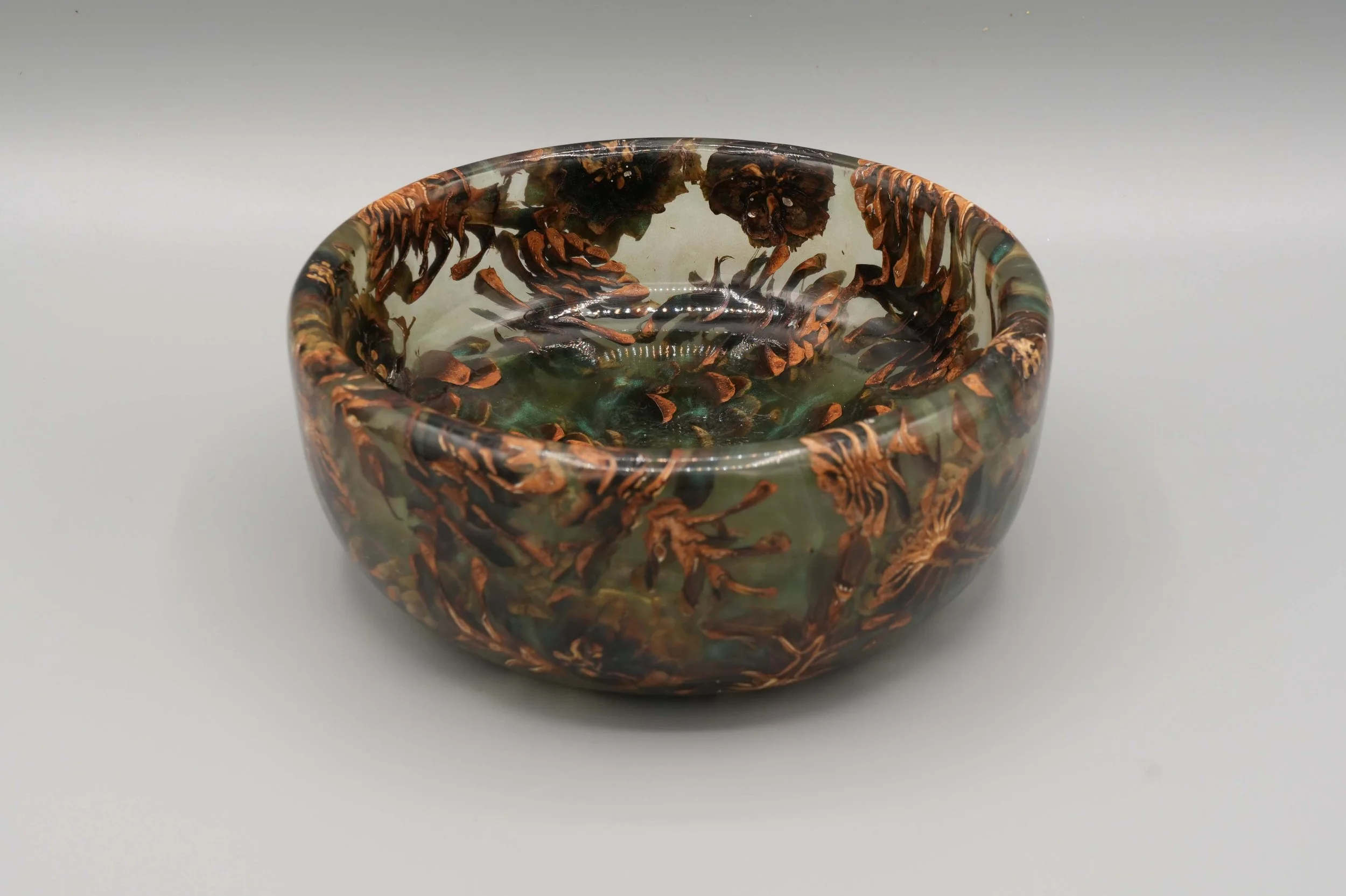 202510_WT2_PaulMazuchowski_ResinPineconeBowl.jpg
