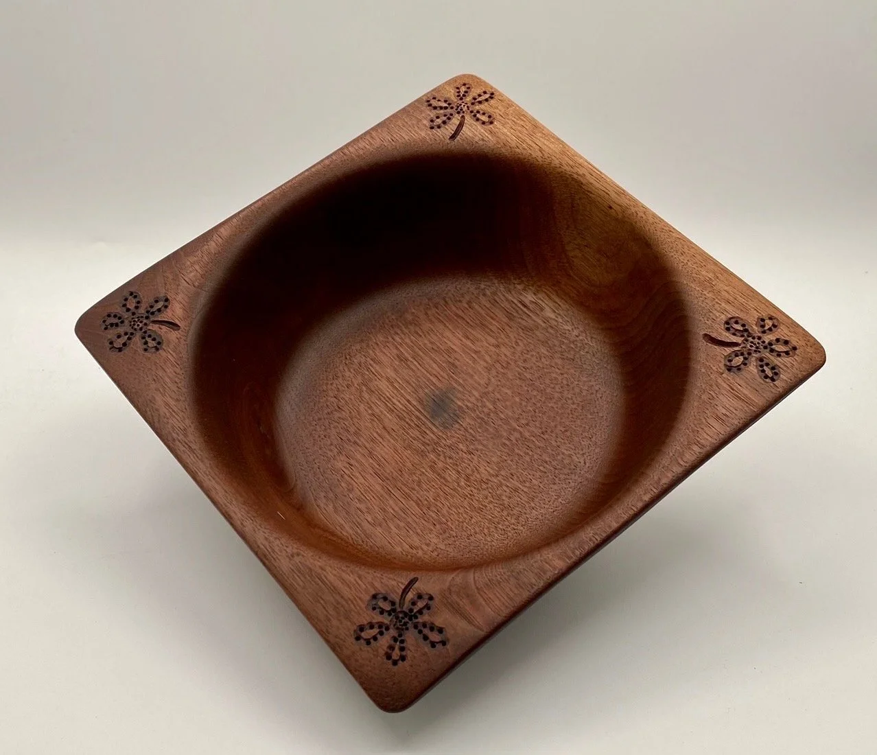 Bob Staelens Walnut Bowl 2.jpeg
