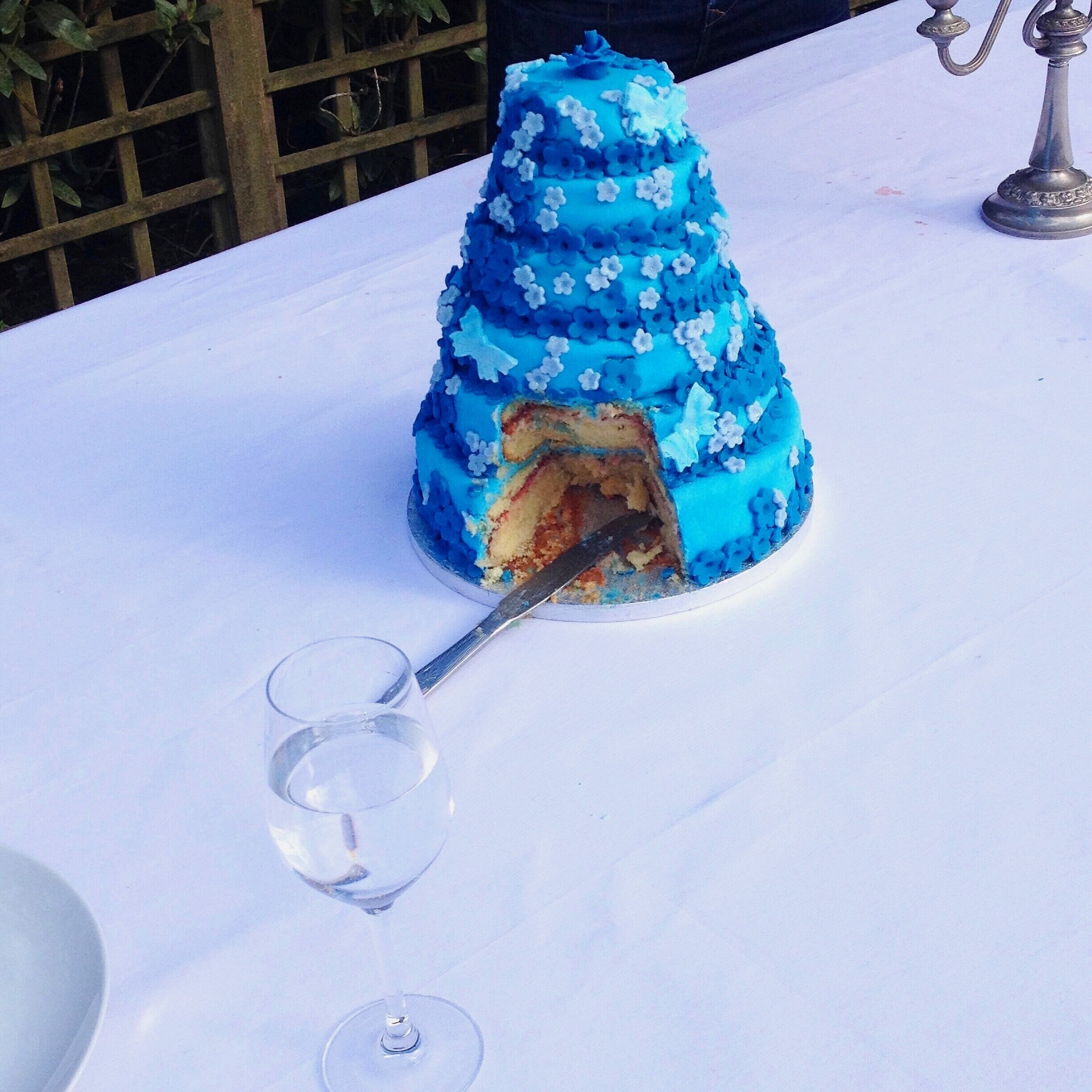 cake%252Bcut.jpg