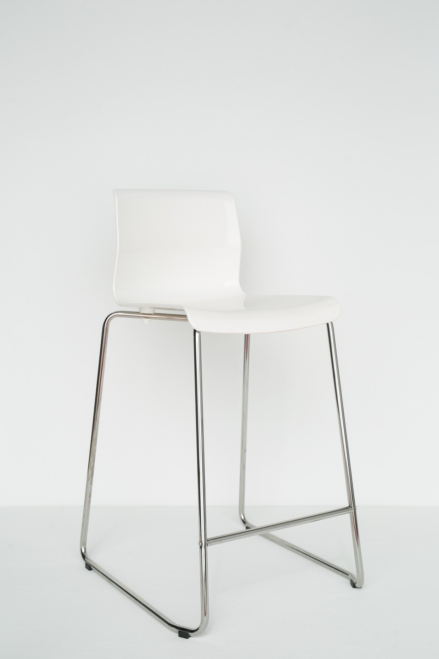 white-modern-stool.jpg