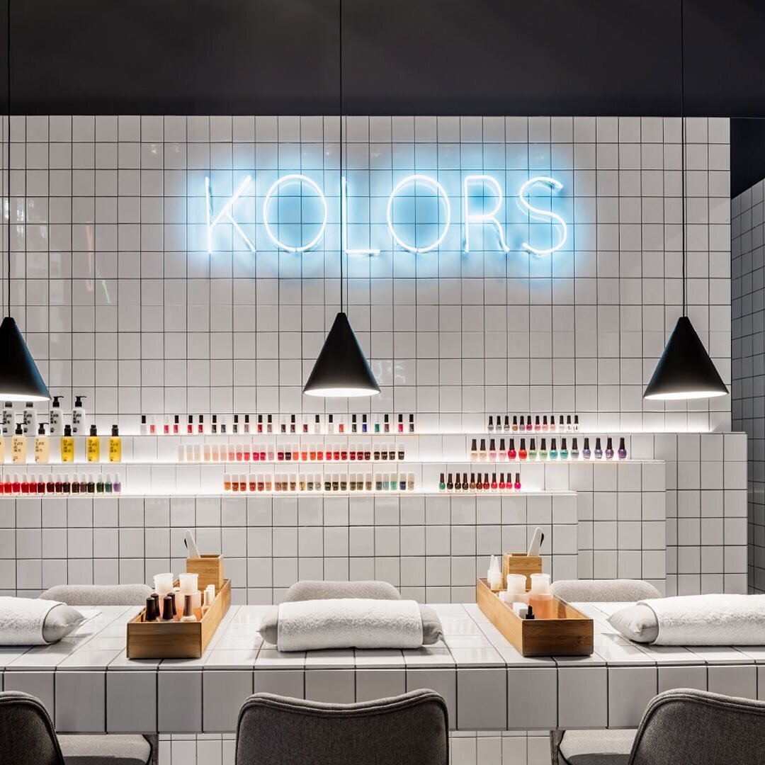 Creation of the visual identity for Kolors, a new nail bar in Barcelona. The brief was simple: &ldquo;make us look &amp; feel nothing like a traditional nail bar!&rdquo;

#branding #agencia #marketingdigital #mallorca #barcelona #marketing #brand #so