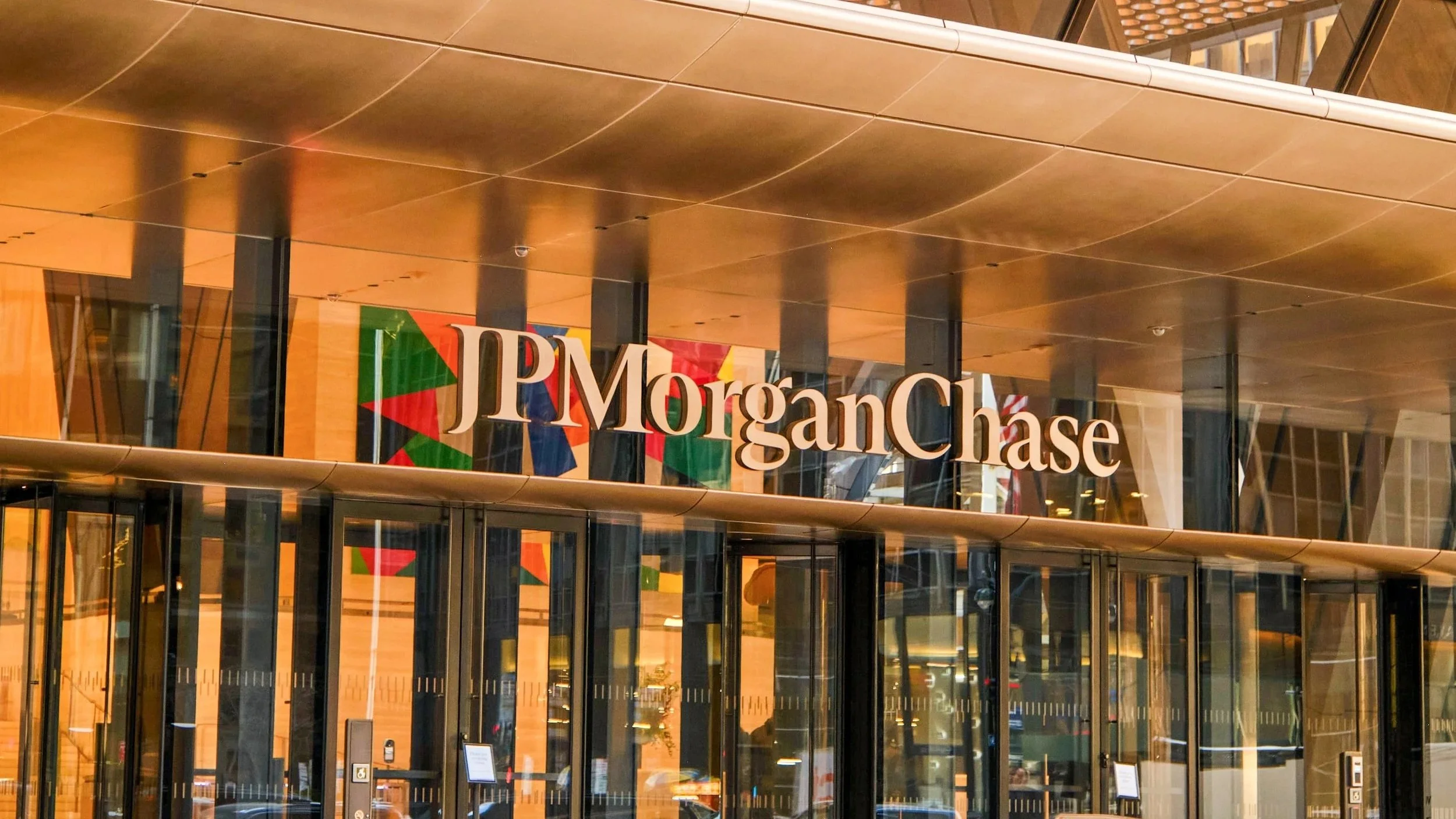 JPMorgan Chase / Worldly amenities for a global headquarters