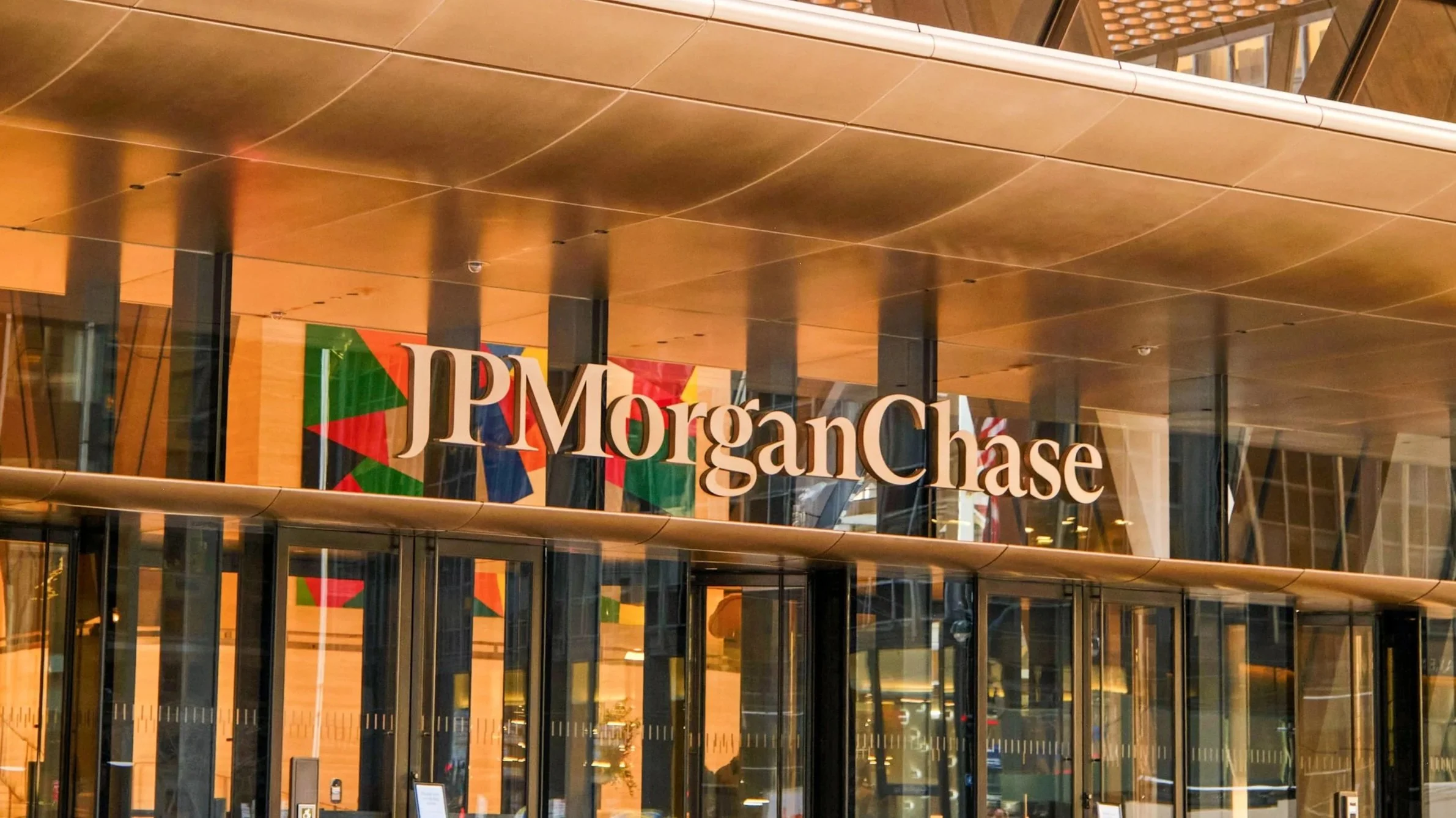 JPMorgan Chase / Worldly amenities for a global headquarters
