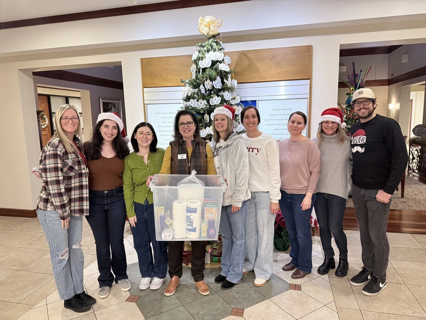 A special night at Gabriel House thanks to the Mayo ER group, who provided dinner and shared in the joy of seeing patients on their journey toward healing. 💙