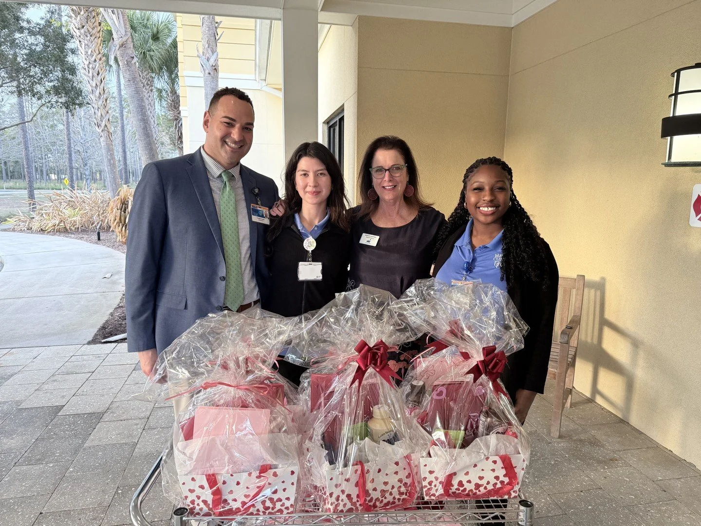 Feeling the love today! 💙 The Kidney &amp; Liver Transplant department from Mayo brightened our day with a thoughtful treat. We&rsquo;re so grateful for your continued support and partnership!

Want to help us continue providing comfort and care to 