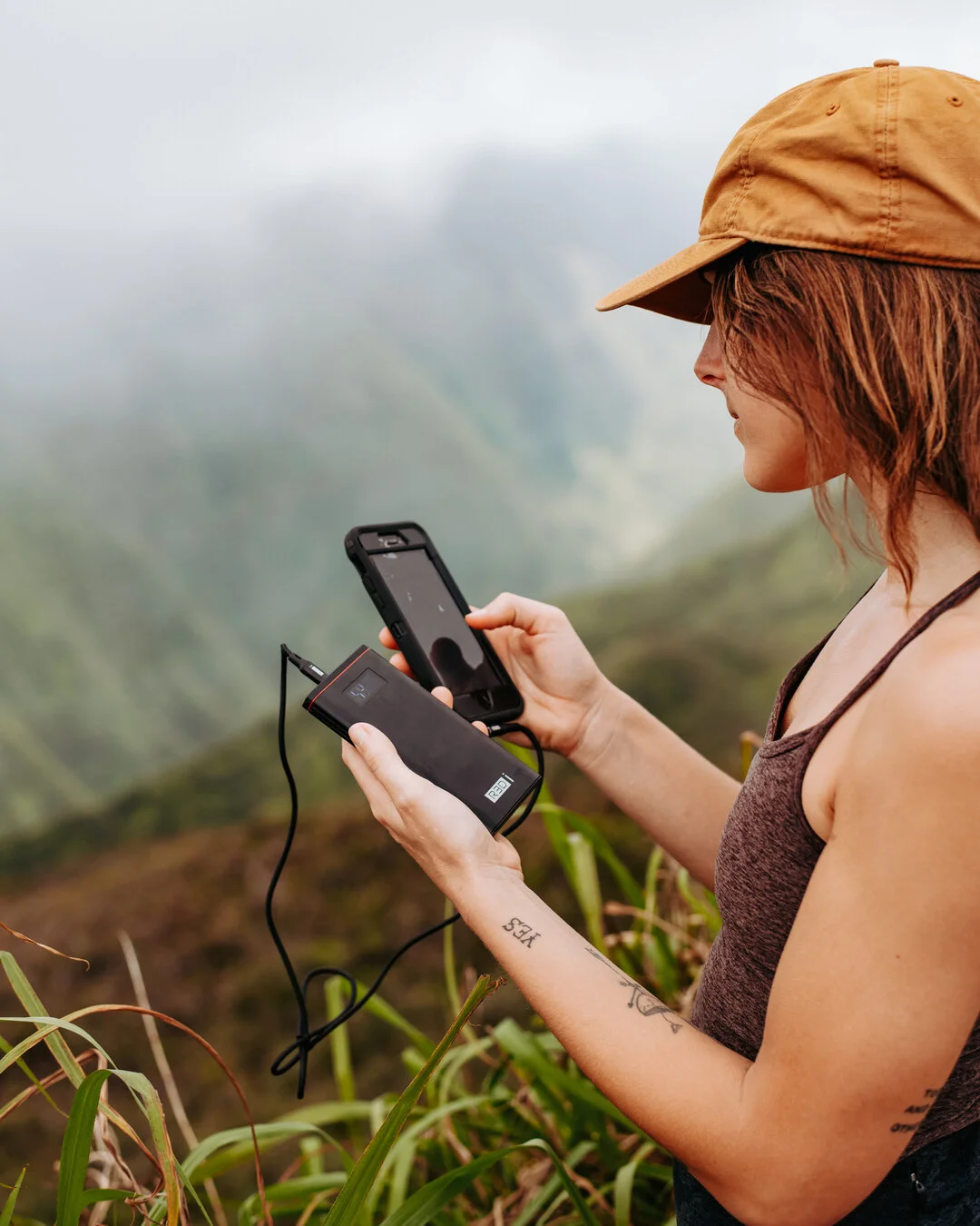 No matter where you are, or where you go, the adventure kit&rsquo;s made to fuel it all⚡️#wepowerwhatmovesyou⠀⠀⠀⠀⠀⠀⠀⠀⠀
⠀⠀⠀⠀⠀⠀⠀⠀⠀
#R3Di #R3DiAdventurer #SmartAdventurer #powerbank #gear #outdoors #adventure