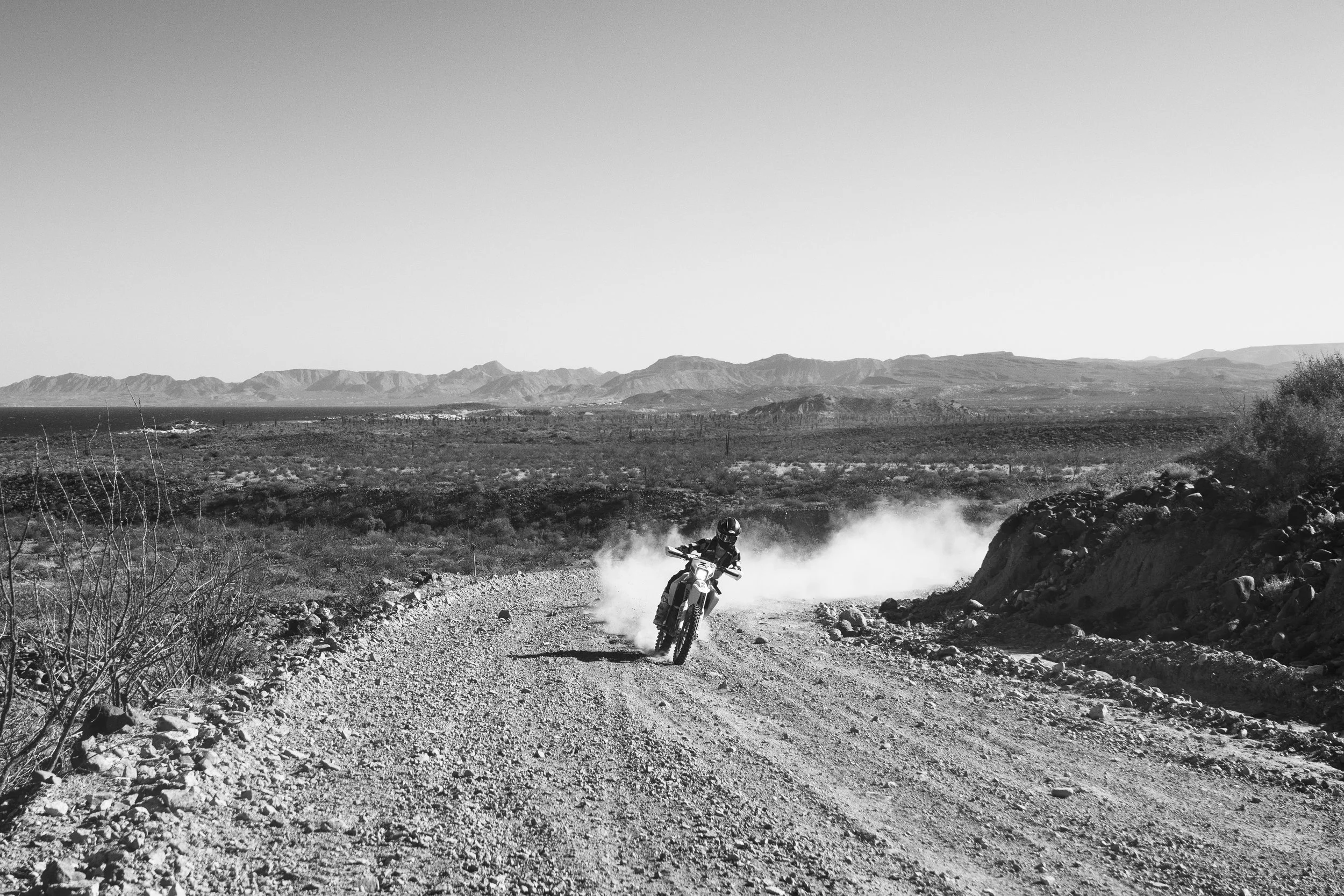 Baja1000_20231109_@Brett_Dickinson_@NickLapaglia-040.jpg
