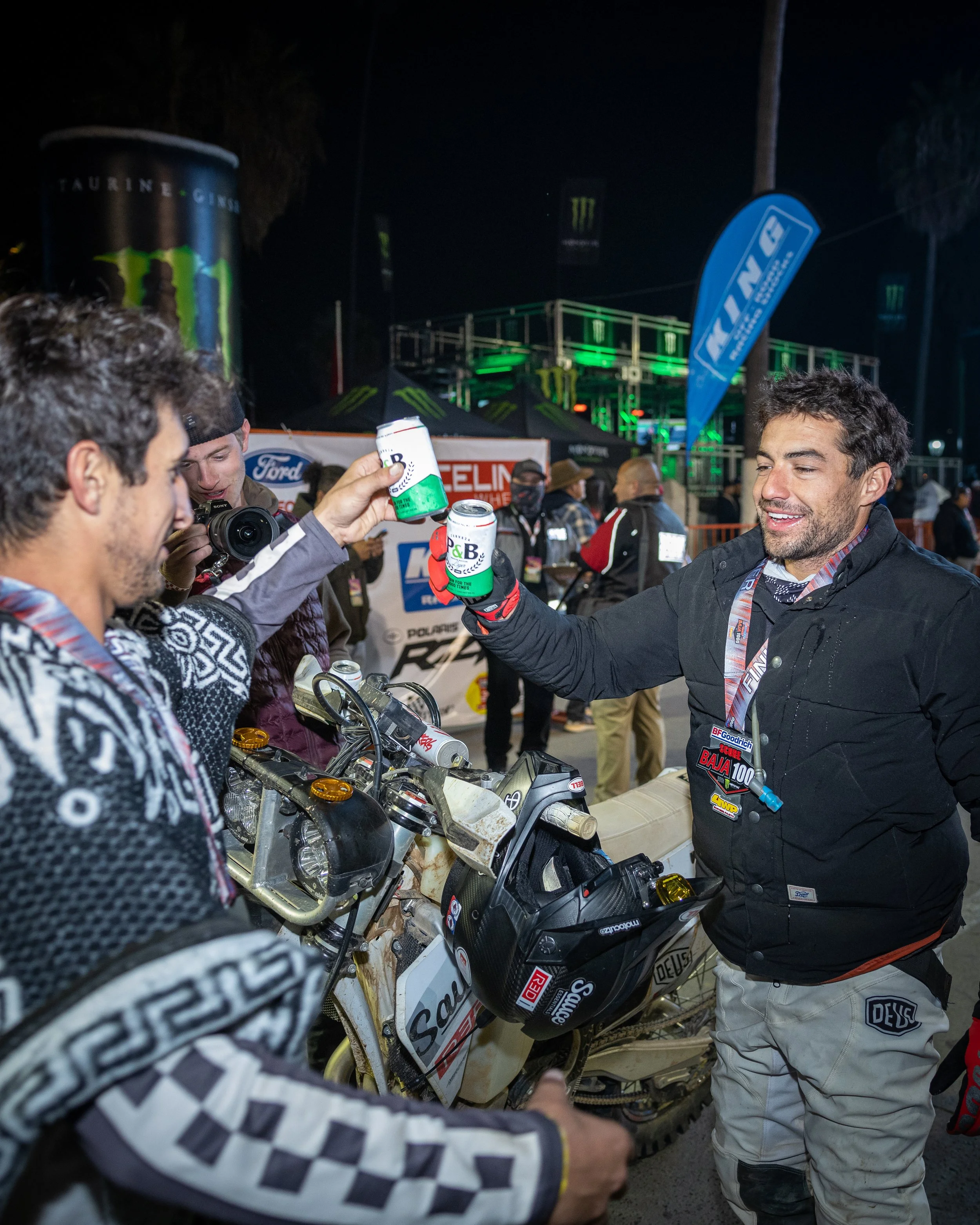 GANG - photo-@mounce-TEAM -photo-@mounce-258A4212.jpg