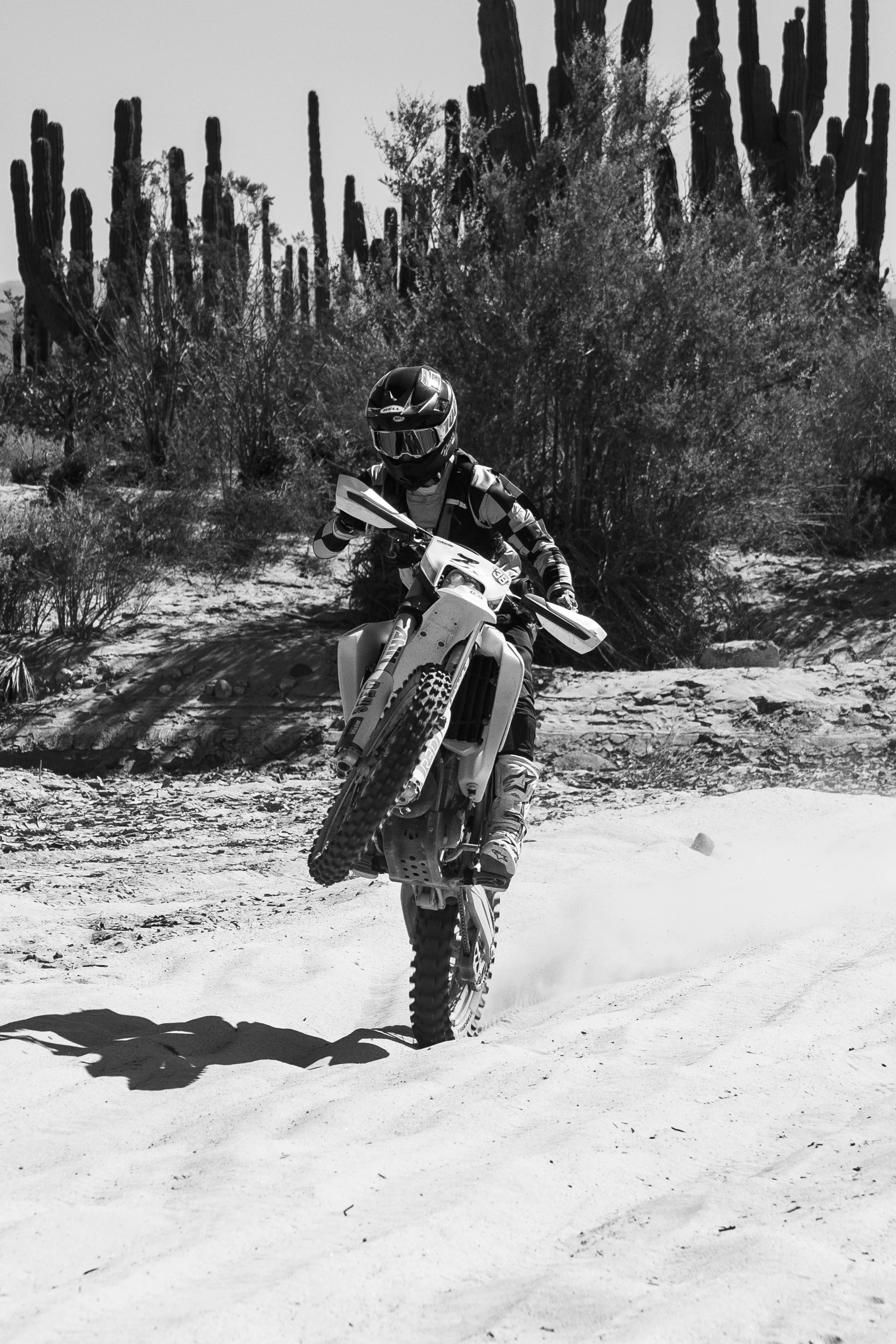 Baja1000_20231109_@Brett_Dickinson_@NickLapaglia-025.jpg