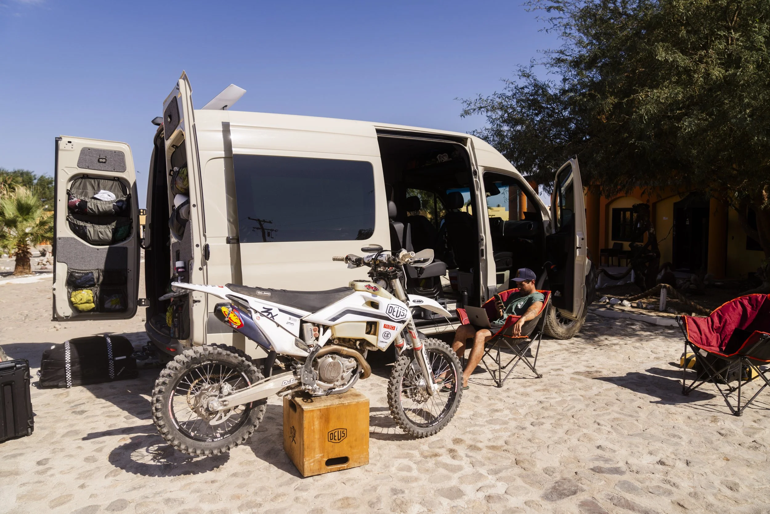 Baja1000_20231108_@Brett_Dickinson_@ForrestMinchinton-016.jpg