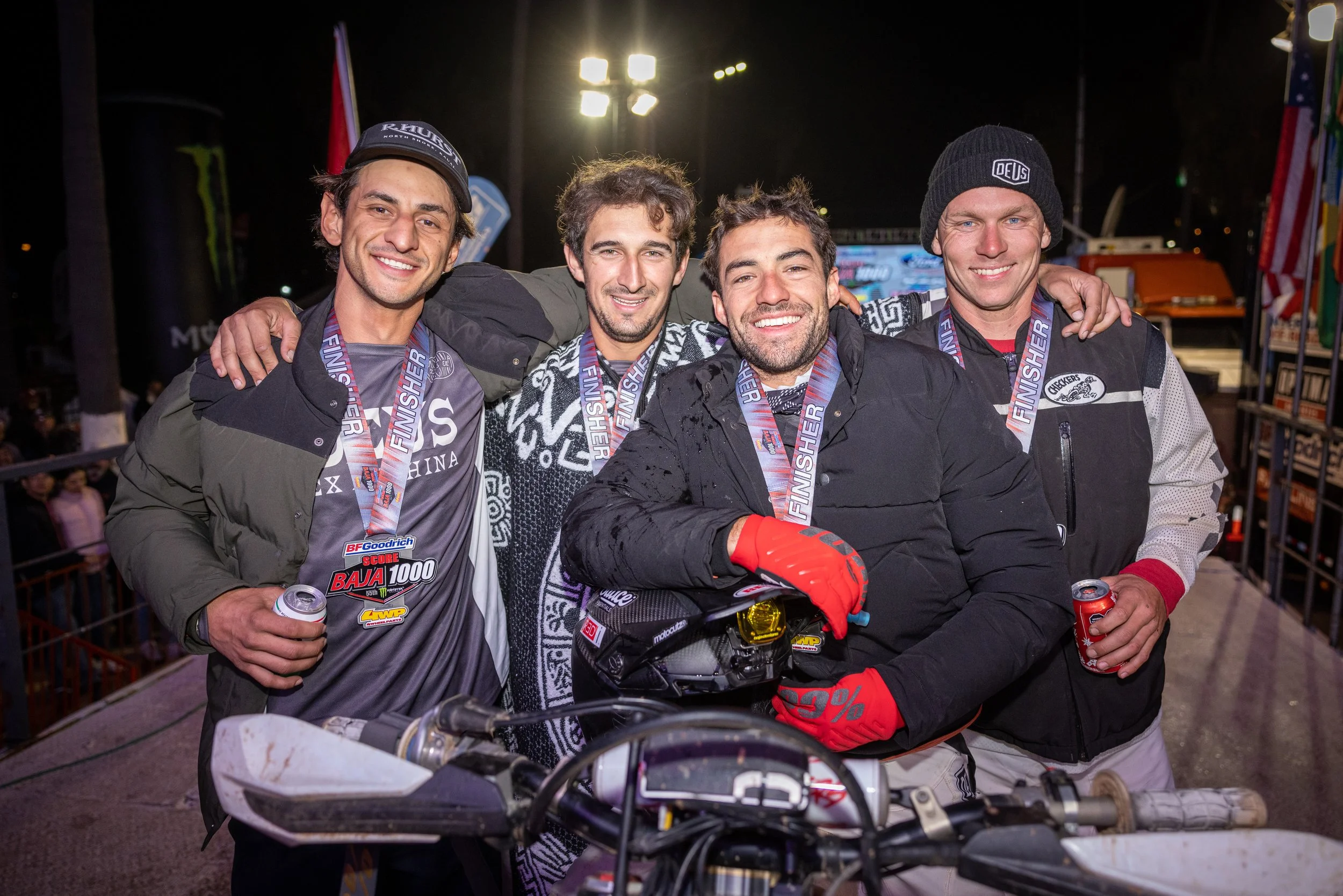 GANG - photo-@mounce-TEAM -photo-@mounce-258A4134.jpg
