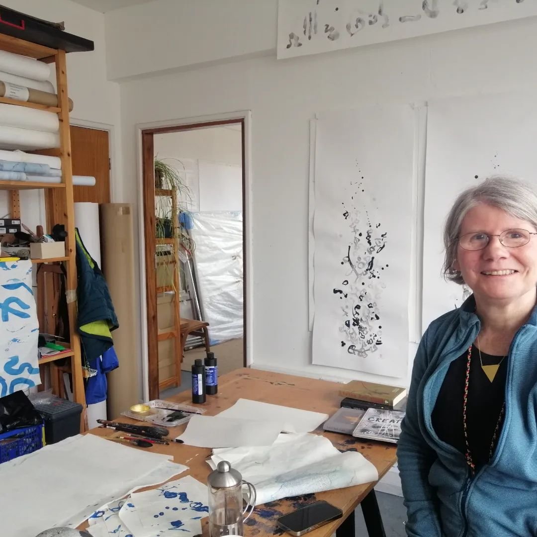 What a fascinating morning visiting Alison Churchill Sheffield artist part of exhibition of City of Rivers in her beautiful studio overlooking the Don. Followed by exploring the River Don and prepping for our next river Mindfulness walk in May with S