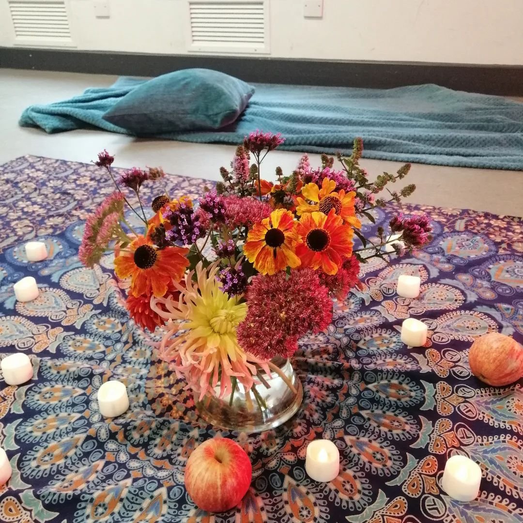 Are you someone offering nature connection, Forest Therapy, Forest school, yoga or reiki? Are you always caring for  others and giving? Are you concerned about less work over winter? Would you like to connect with other like minded souls over the win