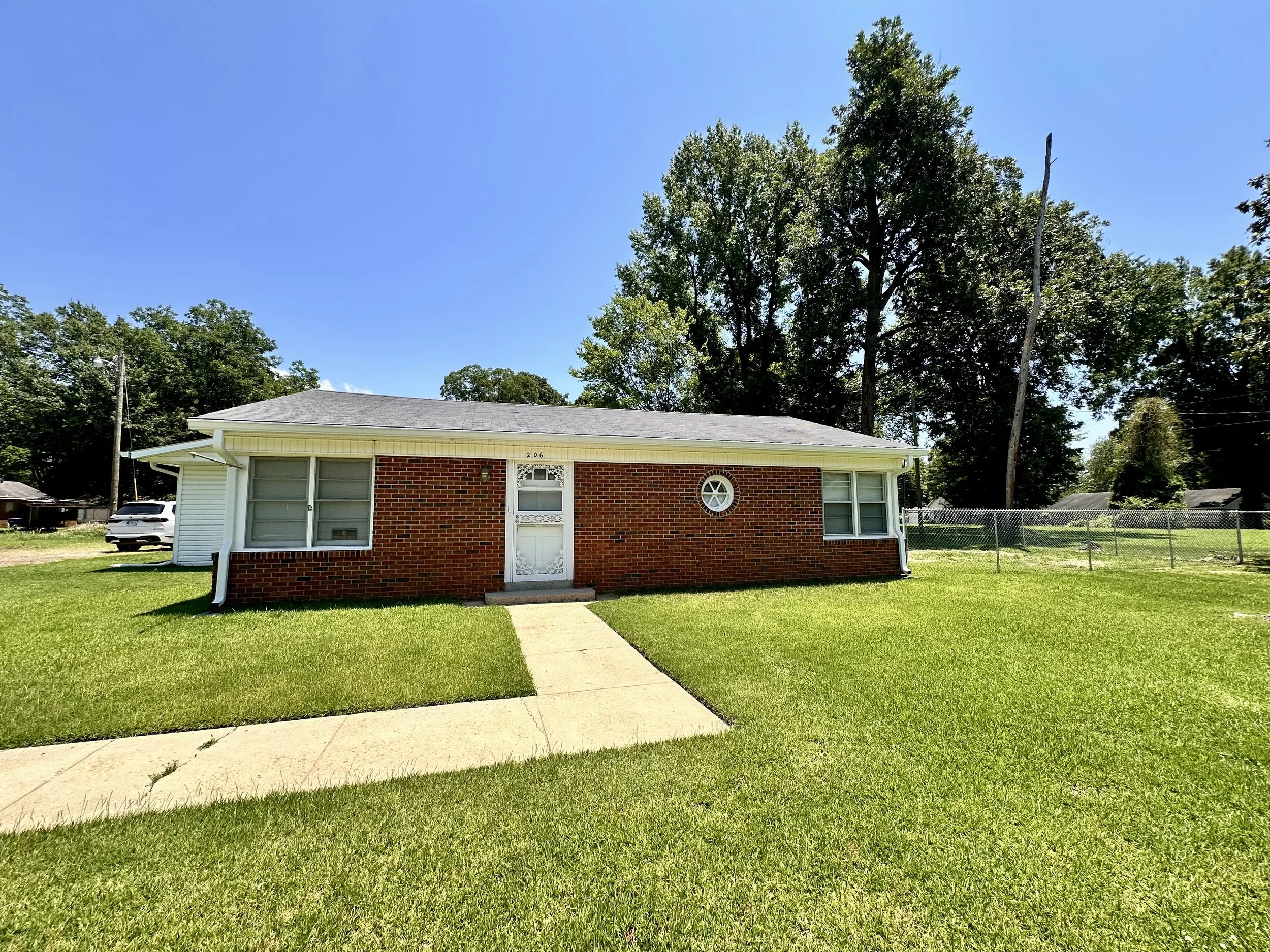 206 Birch Avenue Indianola, MS 38751