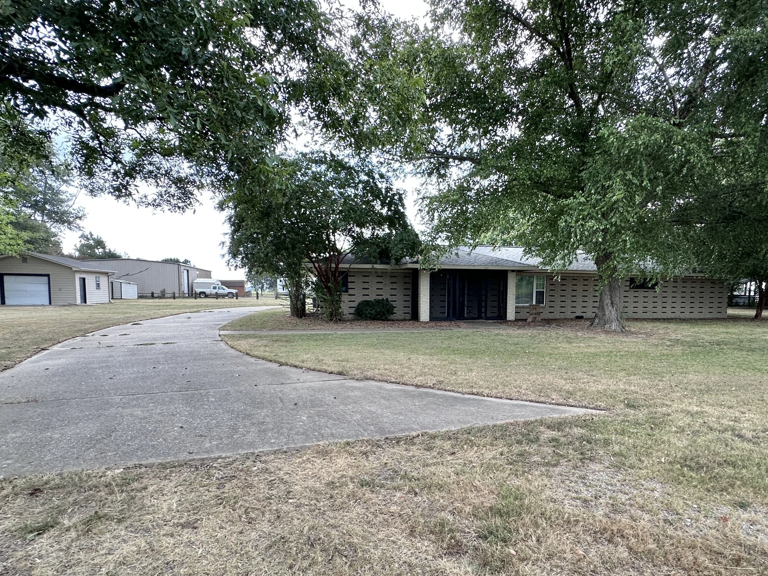 12 Shivers Drive  Cleveland MS