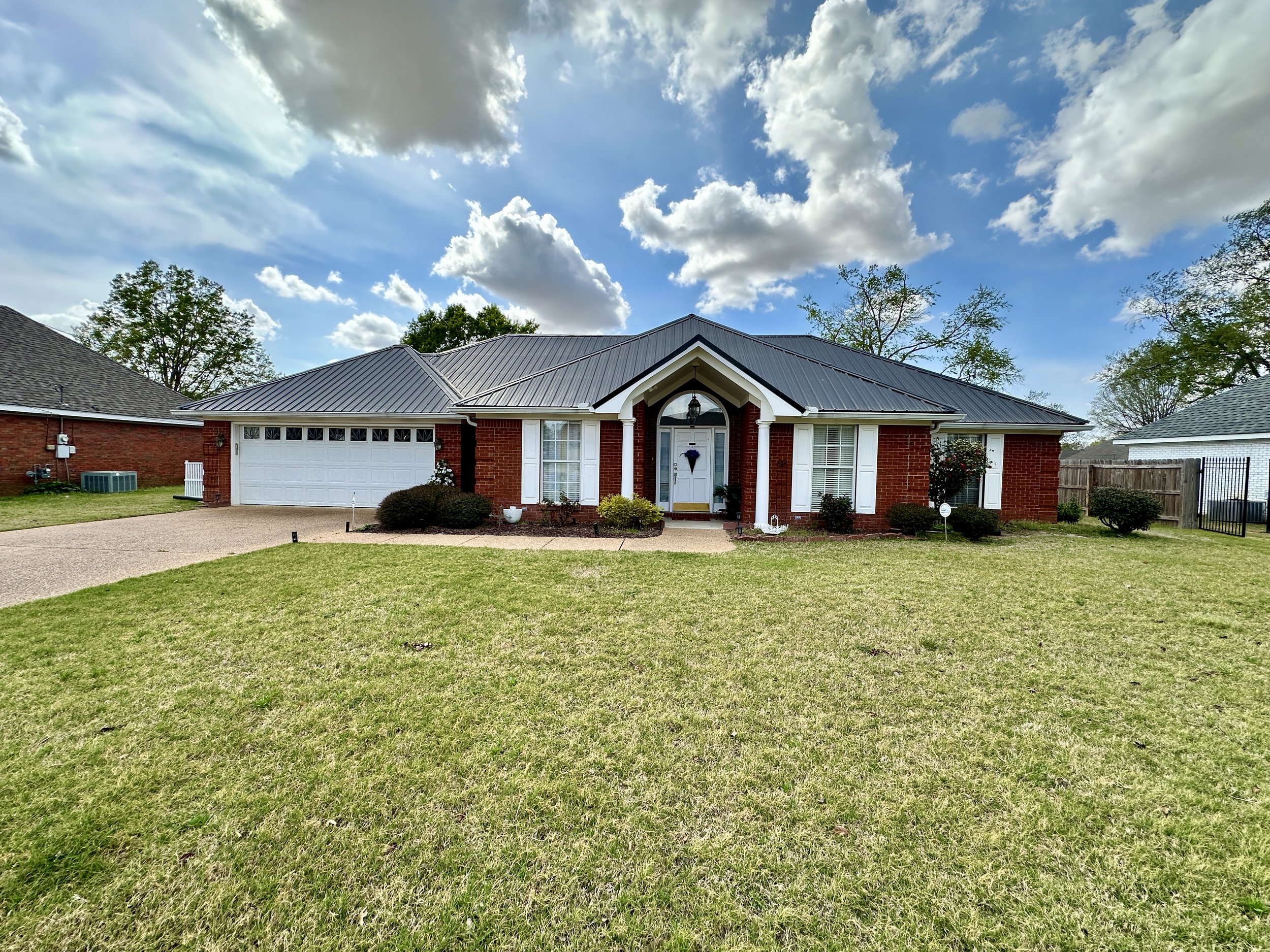 1216 Waverly  Cleveland MS 38732