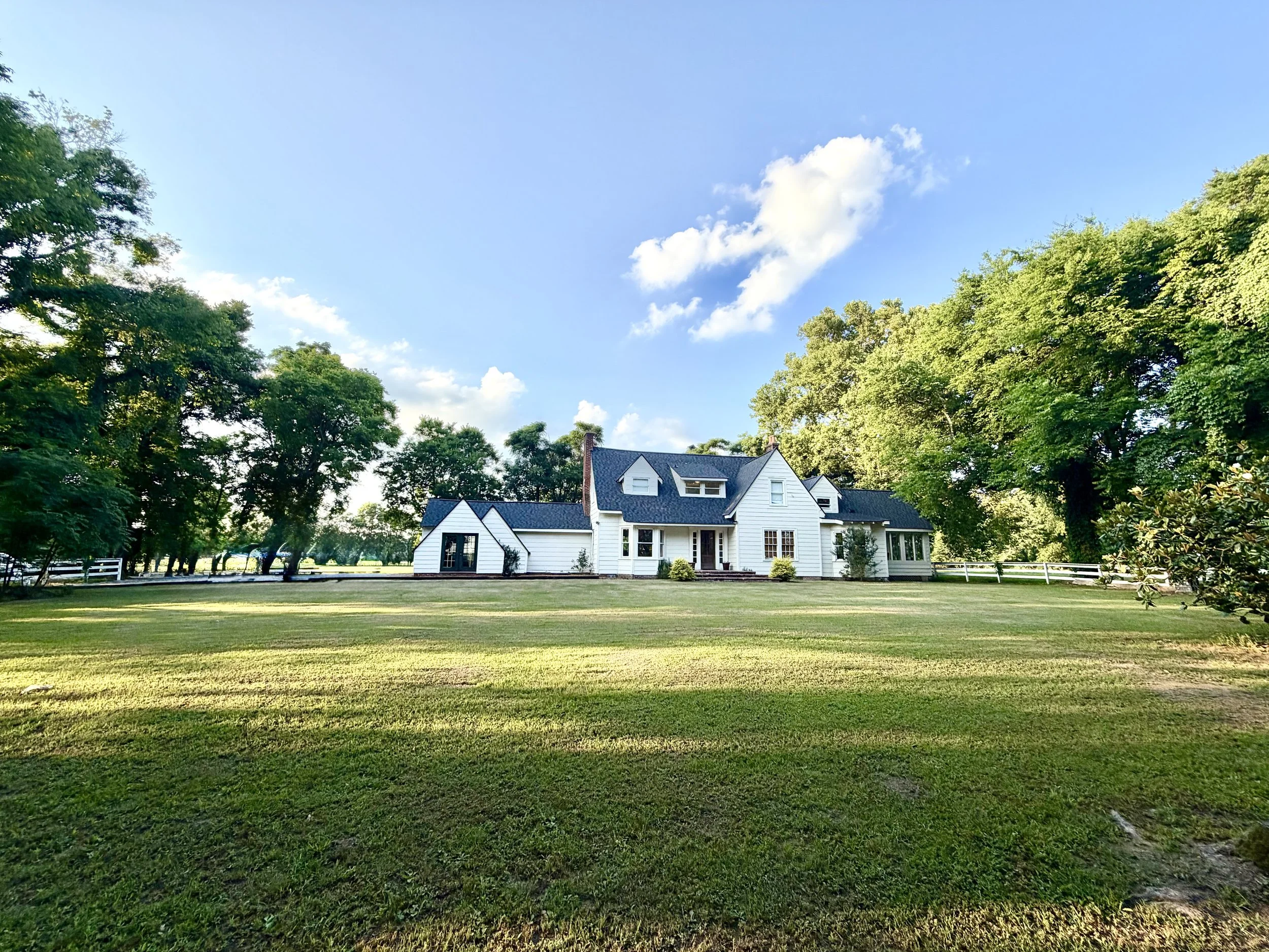 848 Hwy. 448.    Shaw, MS 38773