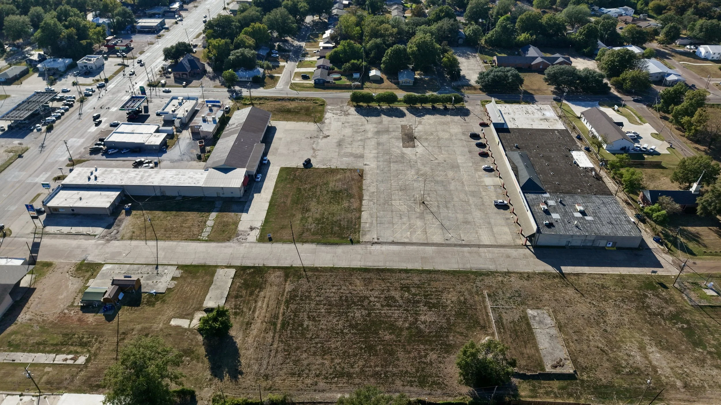 Indianola Shopping_Eastview.jpg