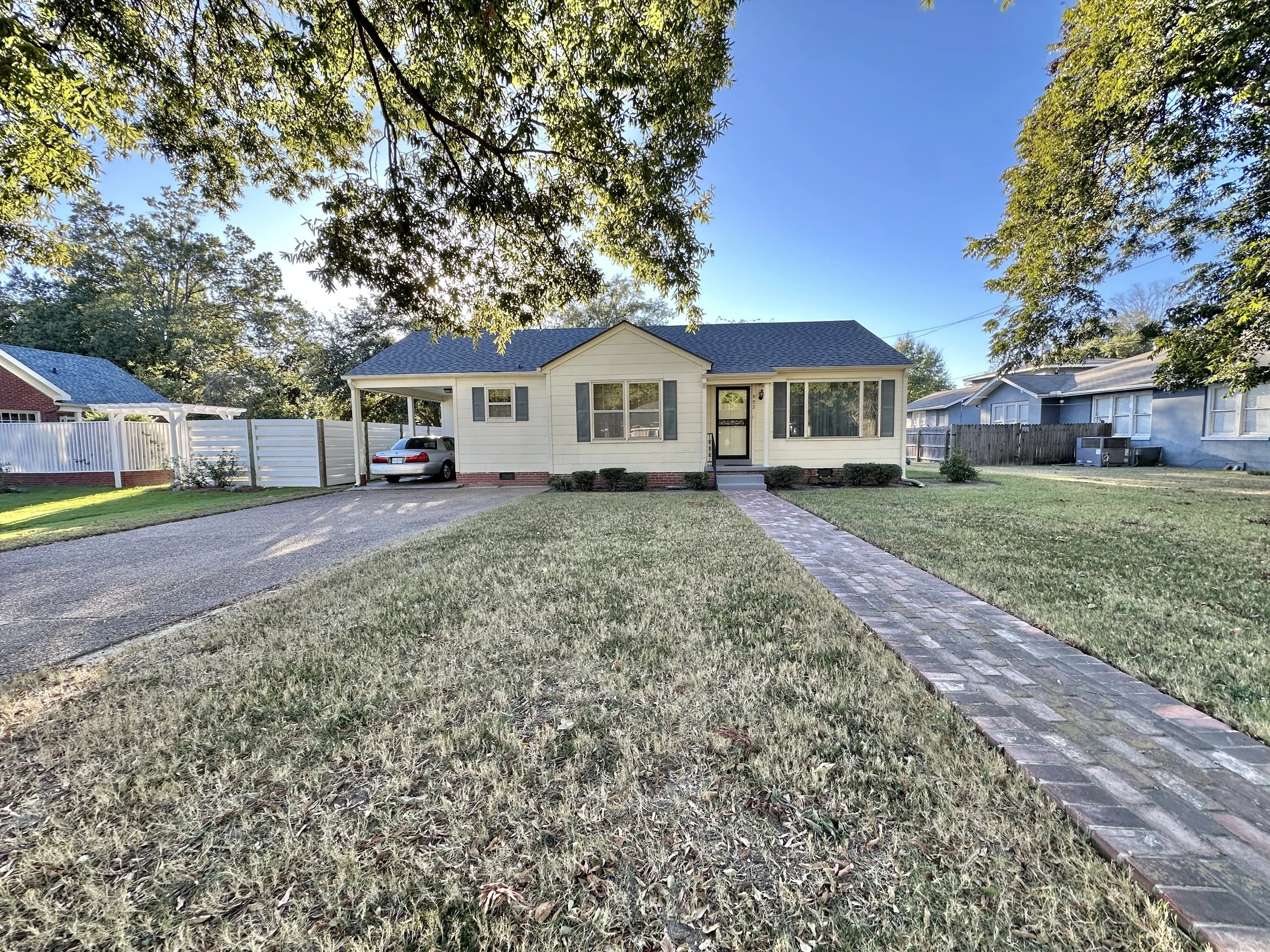 902 South Fifth Avenue  Cleveland MS 38732